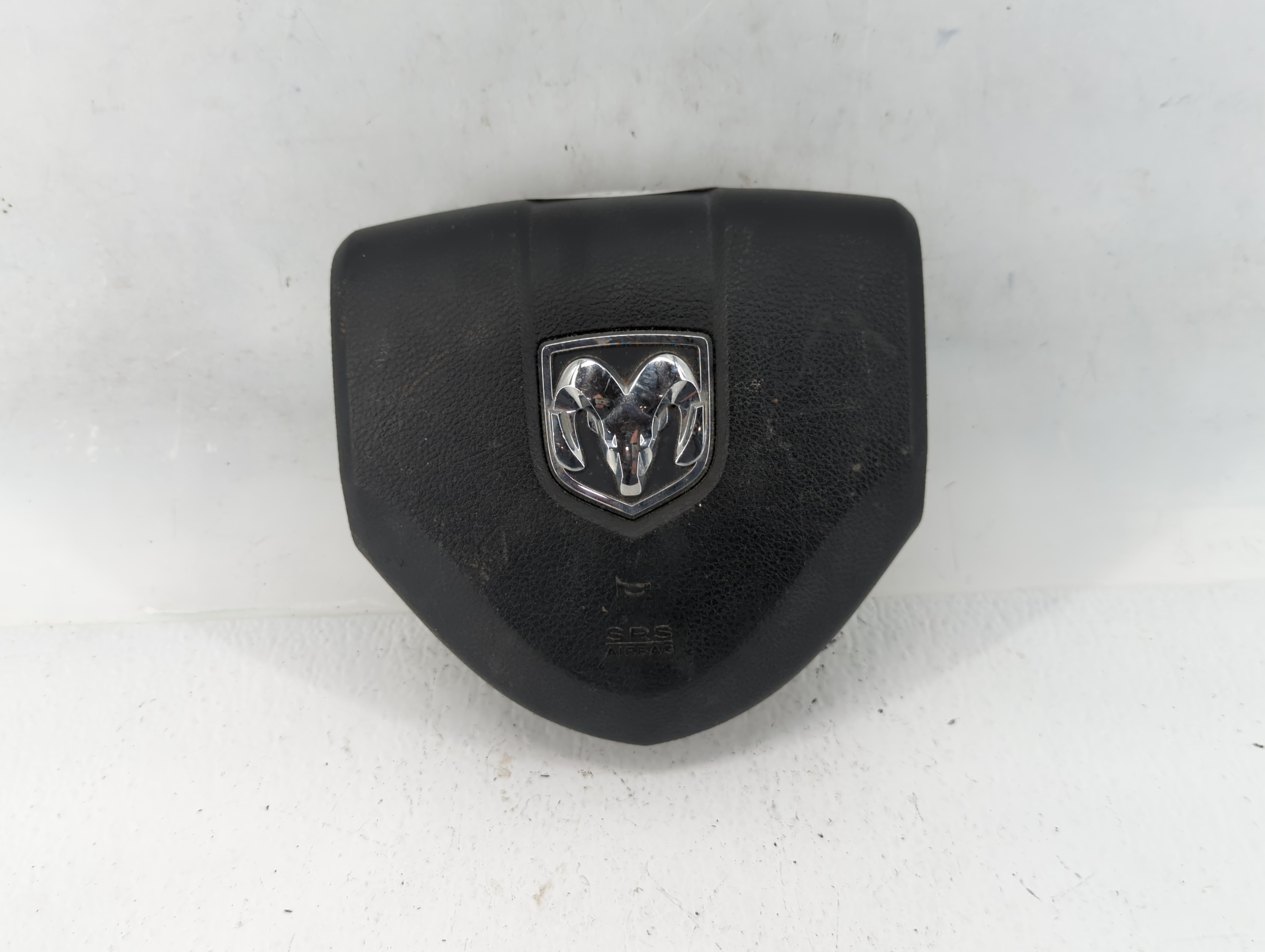 Picture of Dodge Caravan Air Bag Driver Left Steering Wheel Mounted 617056