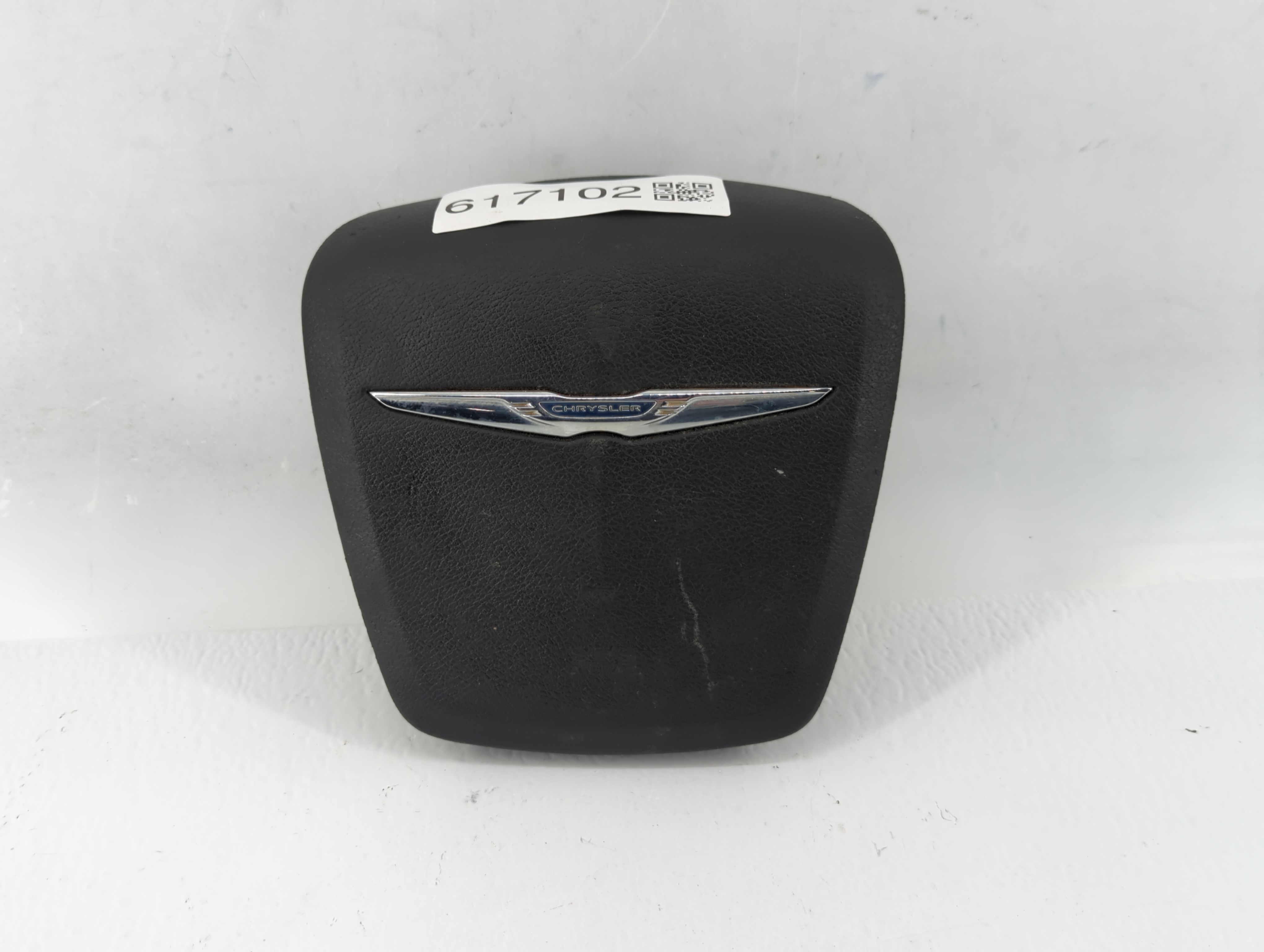 2012-2014 Chrysler 300 Air Bag Driver Left Steering Wheel Mounted 617102 - Oemusedautoparts1.com