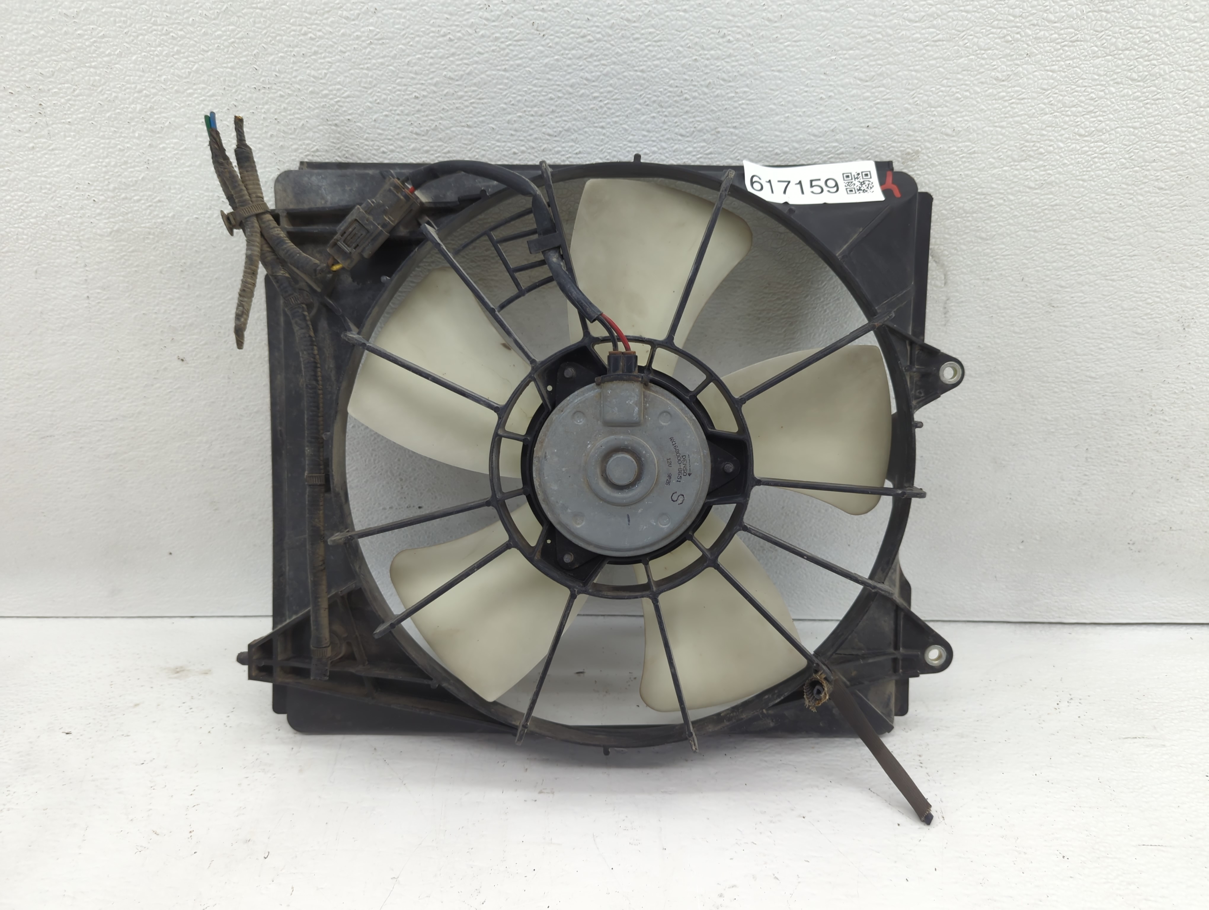 Picture of 2009-2014 Acura Tl Left Radiator Fan Motor Assembly 617159