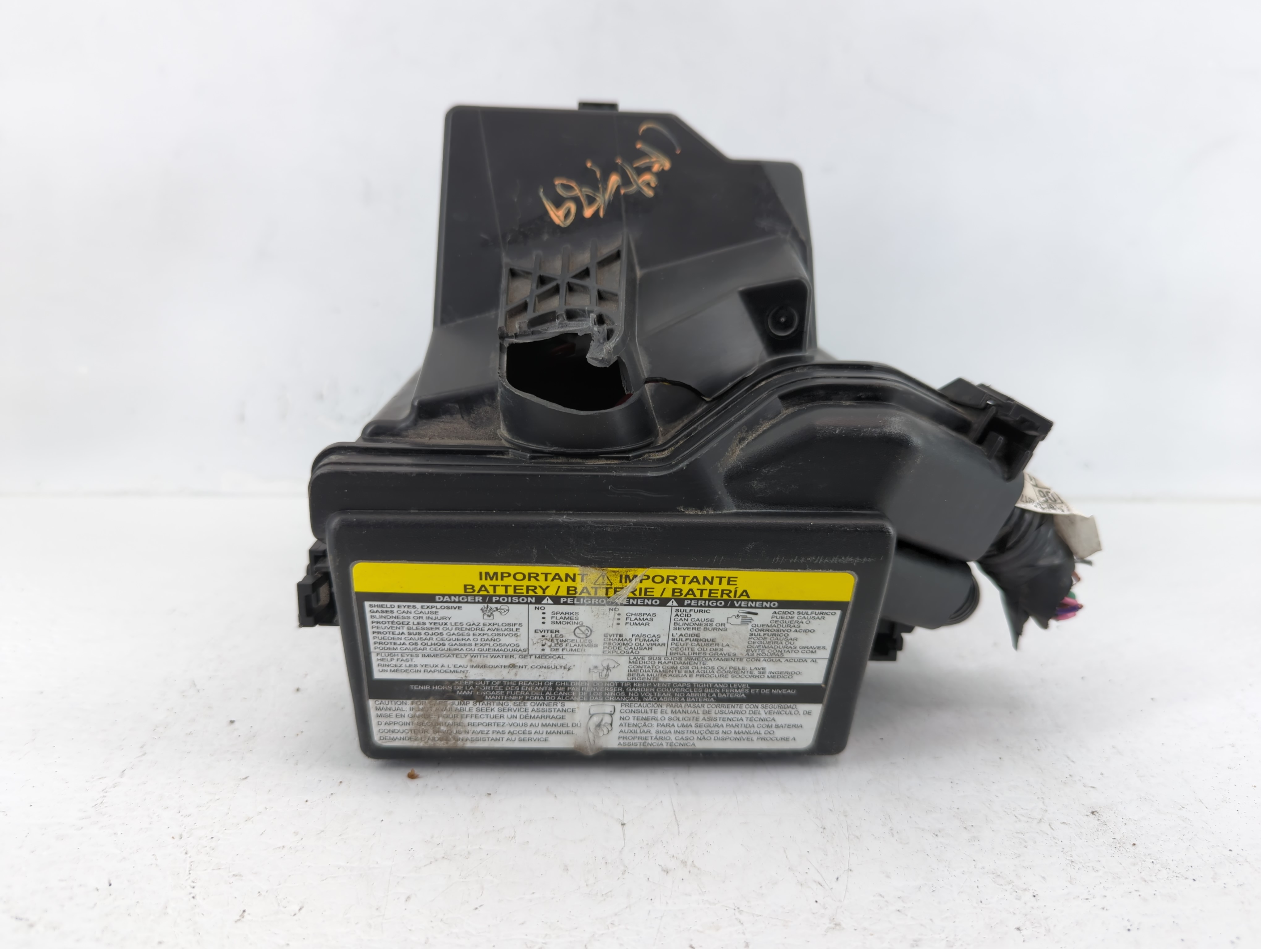 Genesis G80 Fusebox Fuse Box Relay Module 284b7 1hr6a 617953 - Oemusedautoparts1.com