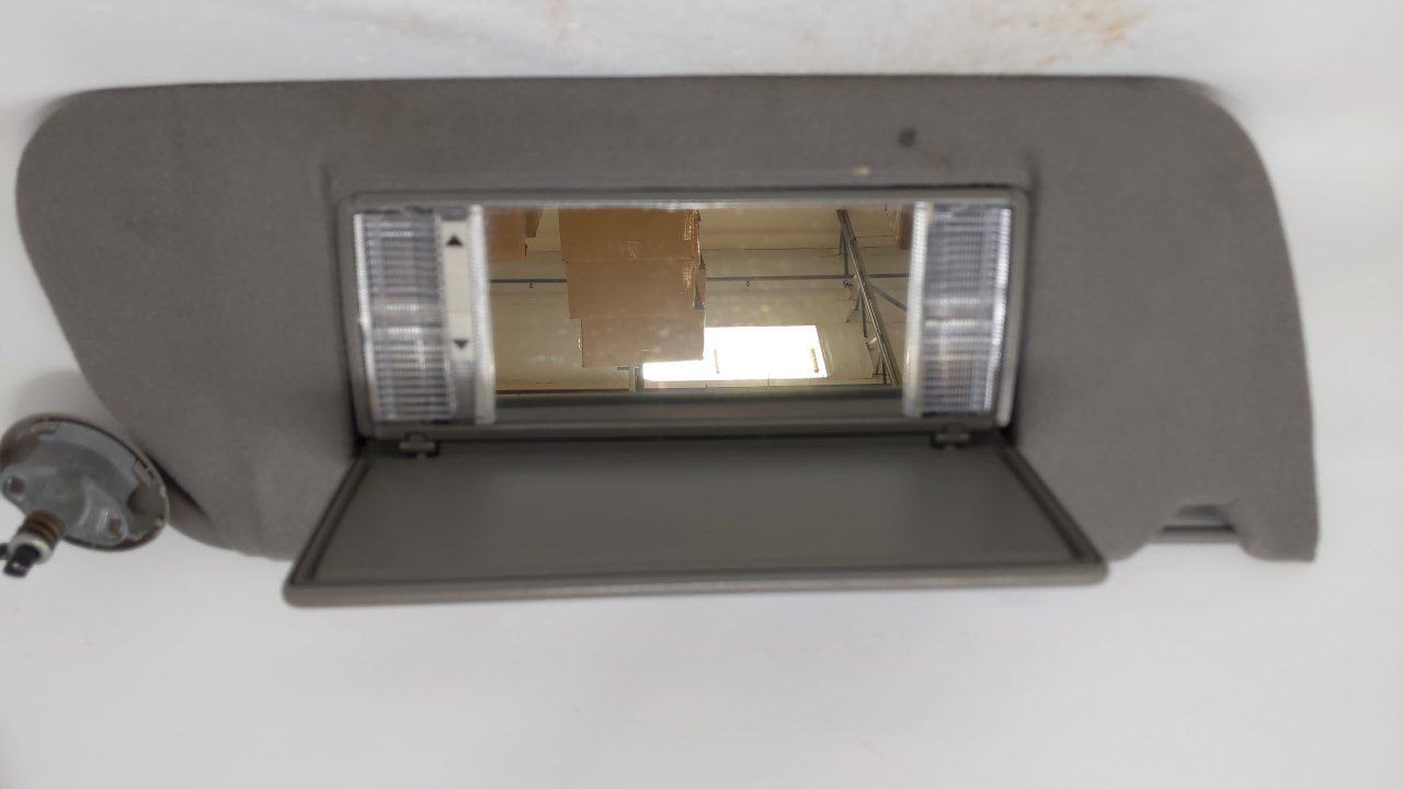 1998 Cadillac Deville Passenger Sun Visor Mirror Right Sunvisor Gray 61850 - Oemusedautoparts1.com