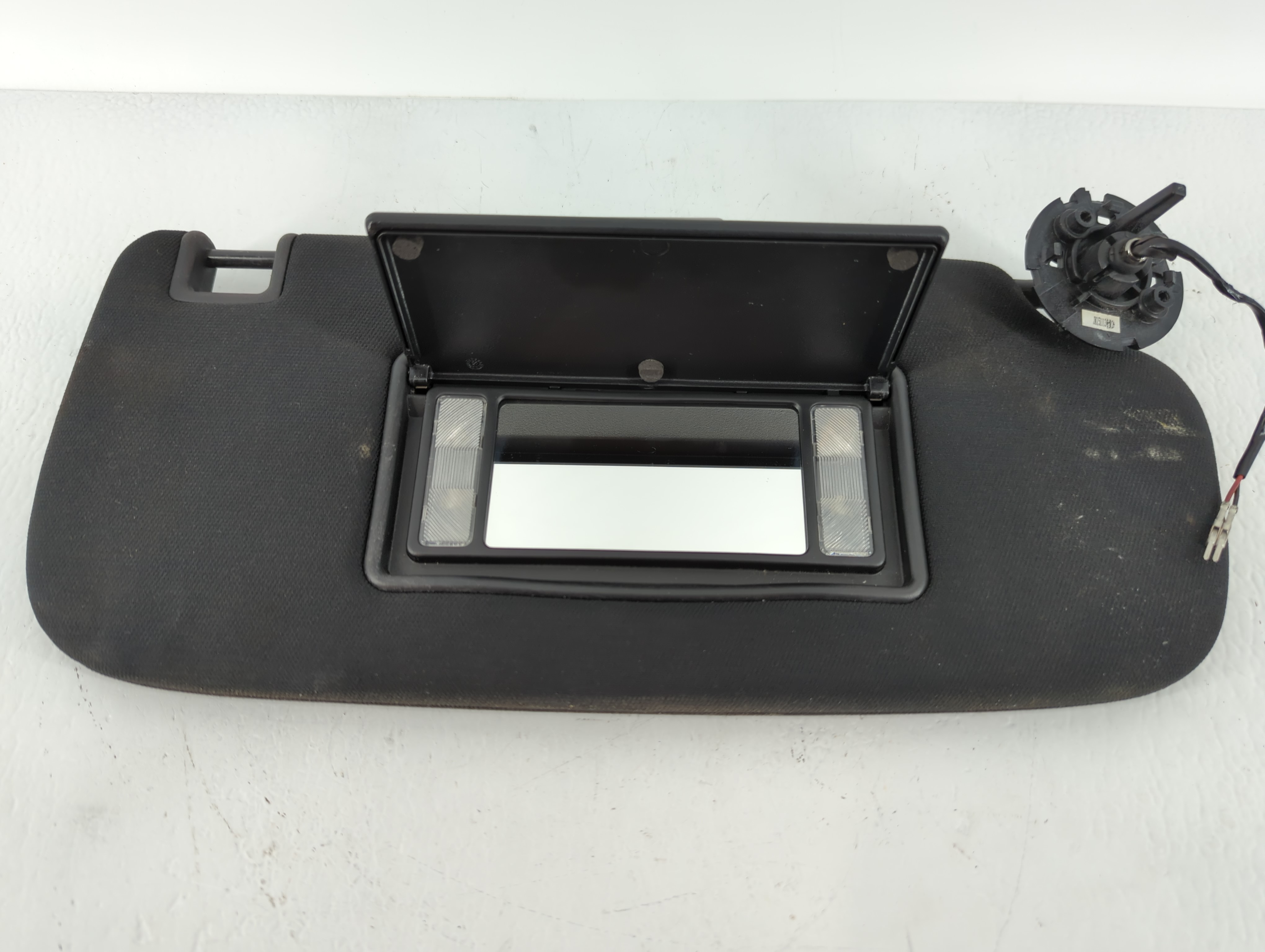 2014-2022 Jeep Grand Cherokee Passenger Sun Visor Mirror Right Sunvisor 618785 - Oemusedautoparts1.com