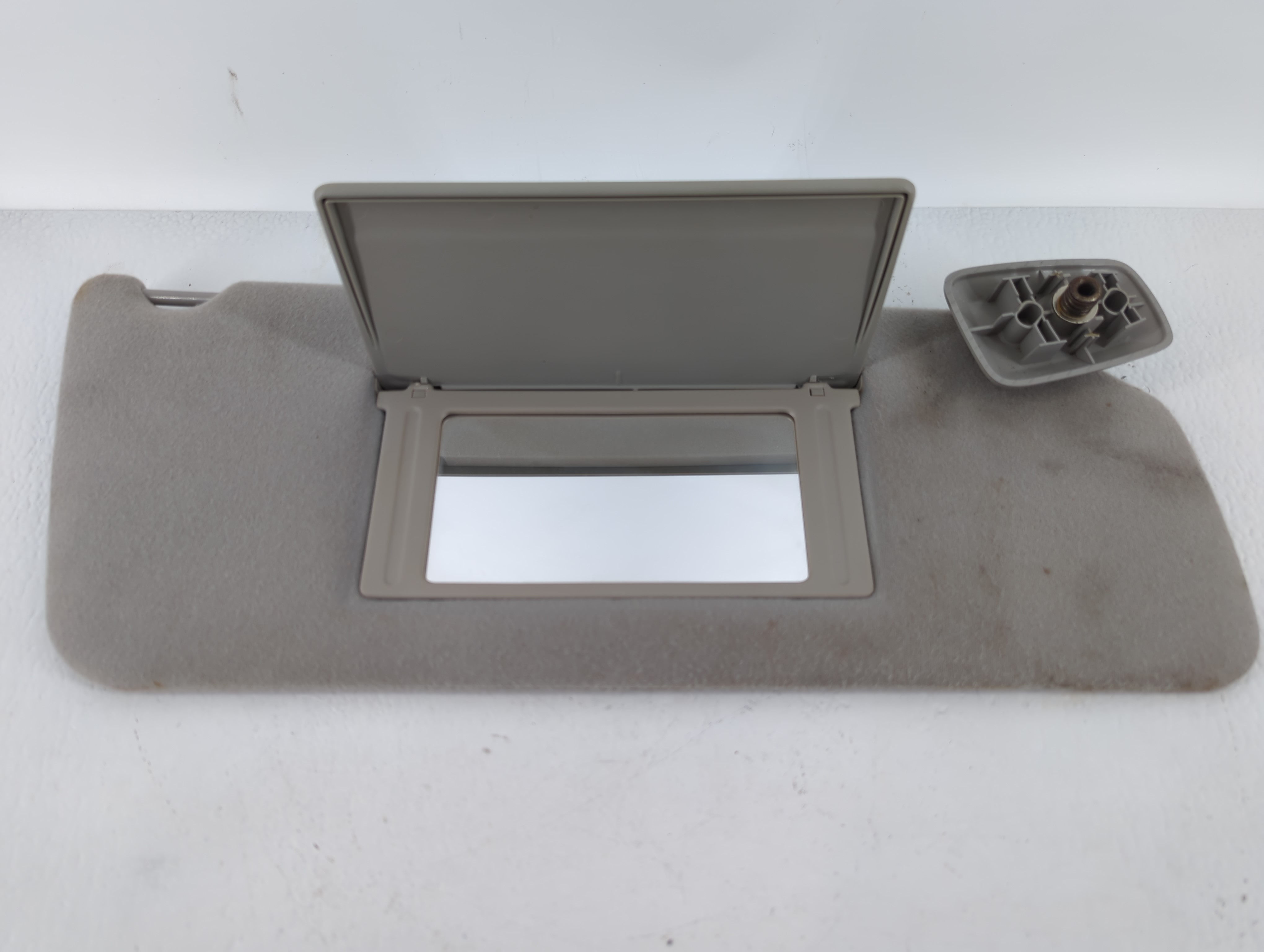 Picture of 2004-2008 Ford F-150 Passenger Sun Visor Mirror Right Sunvisor Light Gray 619045