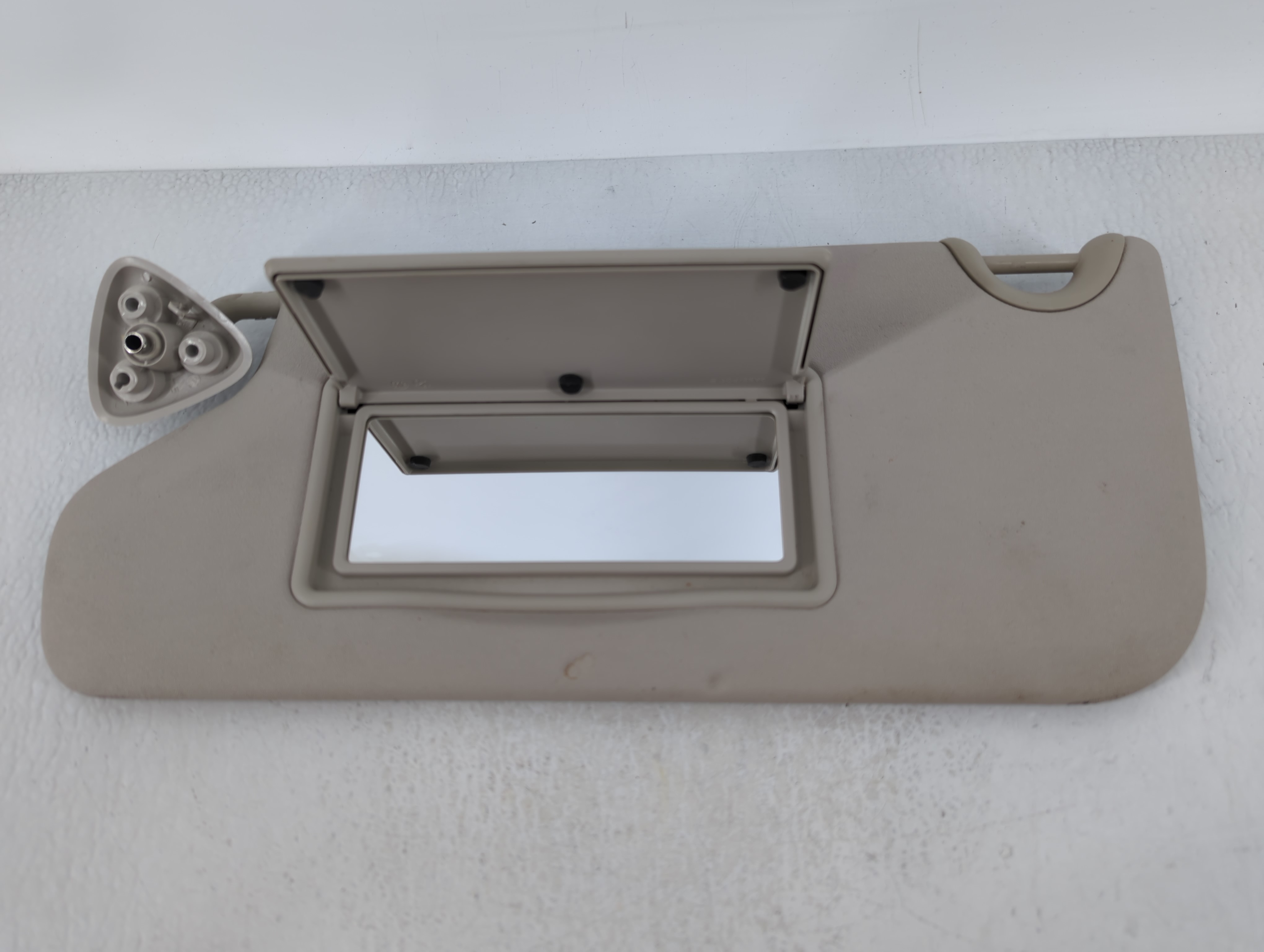 2017 Dodge Journey Driver Sun Visor Mirror Left Sunvisor Grey 619229 - Oemusedautoparts1.com