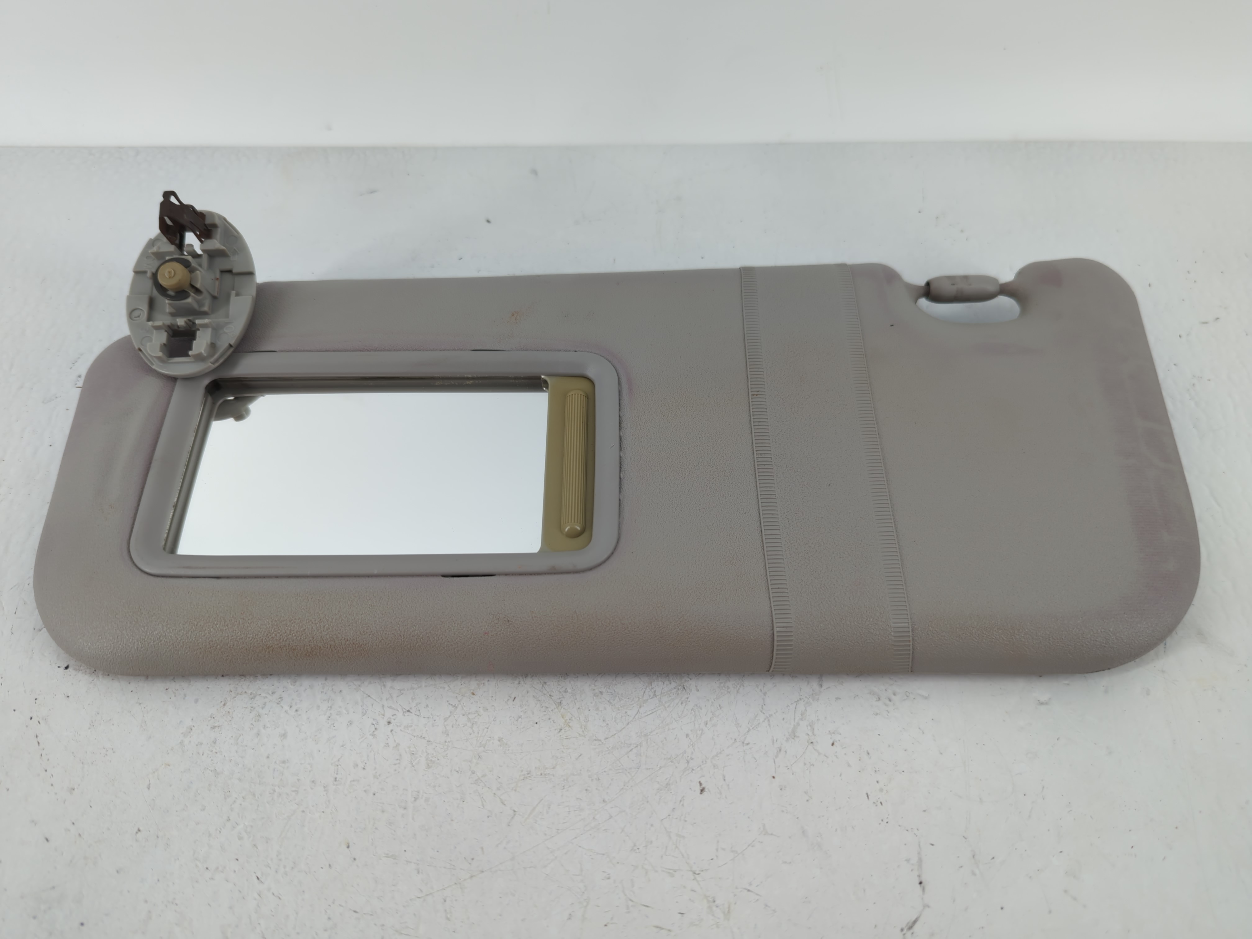2009-2013 Toyota Corolla Driver Sun Visor Mirror Left Sunvisor Light Grey 619544 - Oemusedautoparts1.com