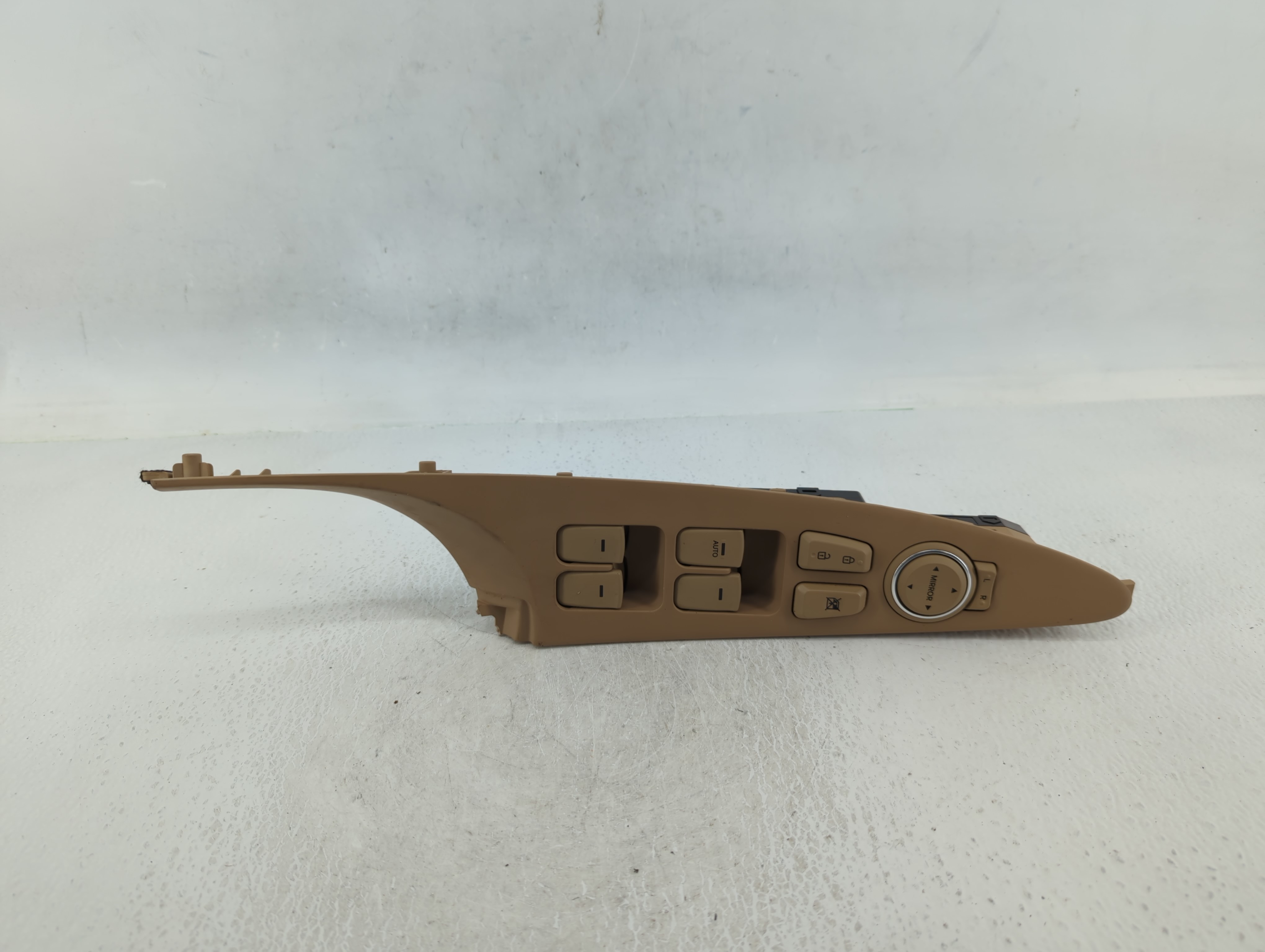 2015-2019 Hyundai Sonata Driver Left Door Master Power Window Switch 621362 - Oemusedautoparts1.com