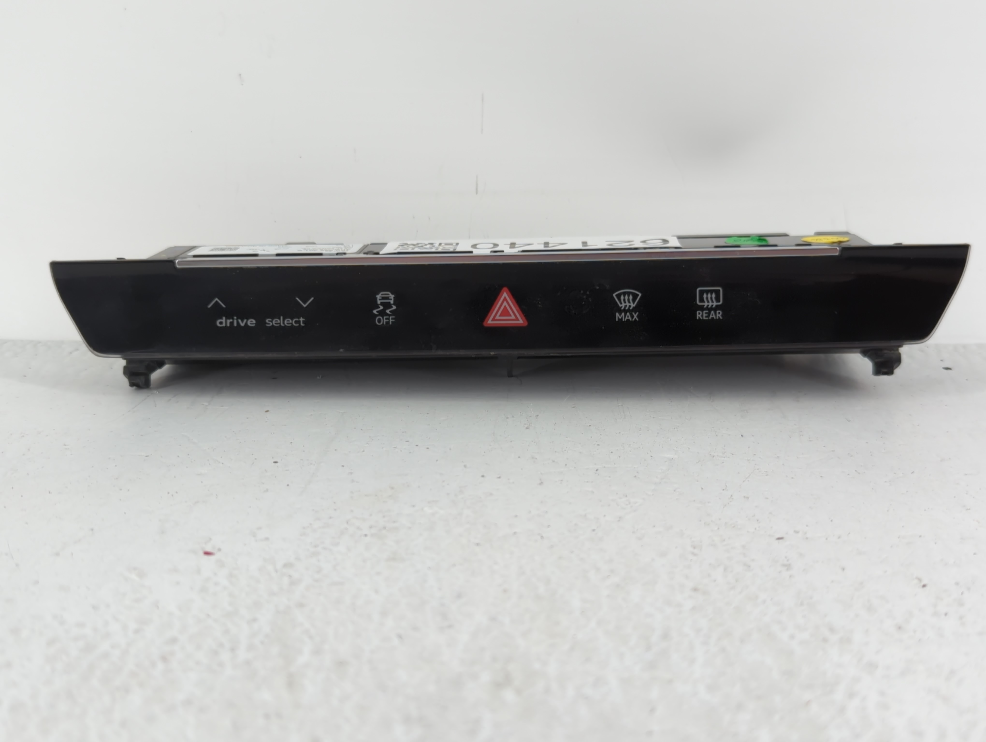 Picture of 2021 Audi A6 Hazard Switch 4k0 925 301 B 621440