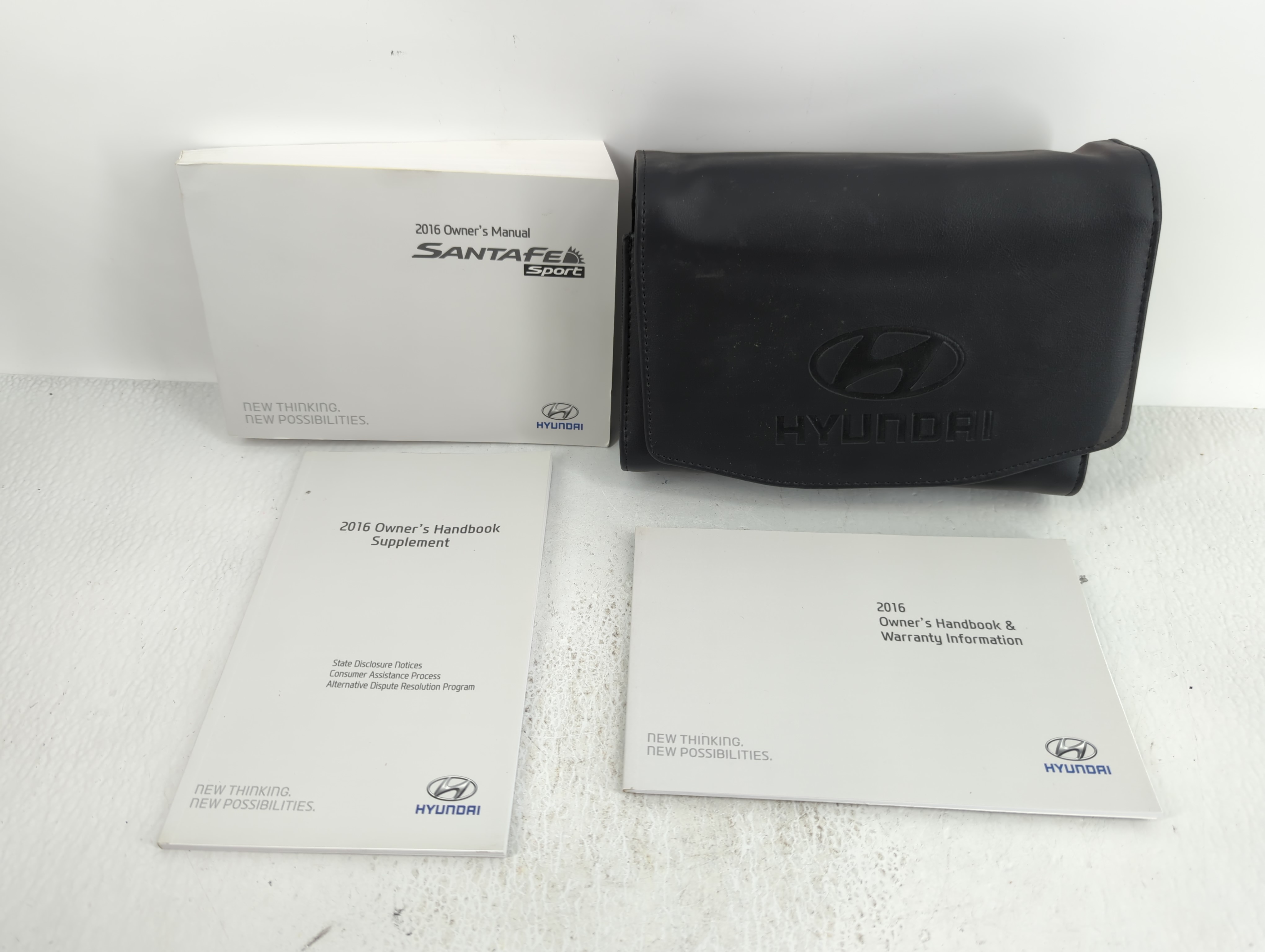2016 Hyundai Santa Fe Sport Owners Manual Book Guide 621605 - Oemusedautoparts1.com