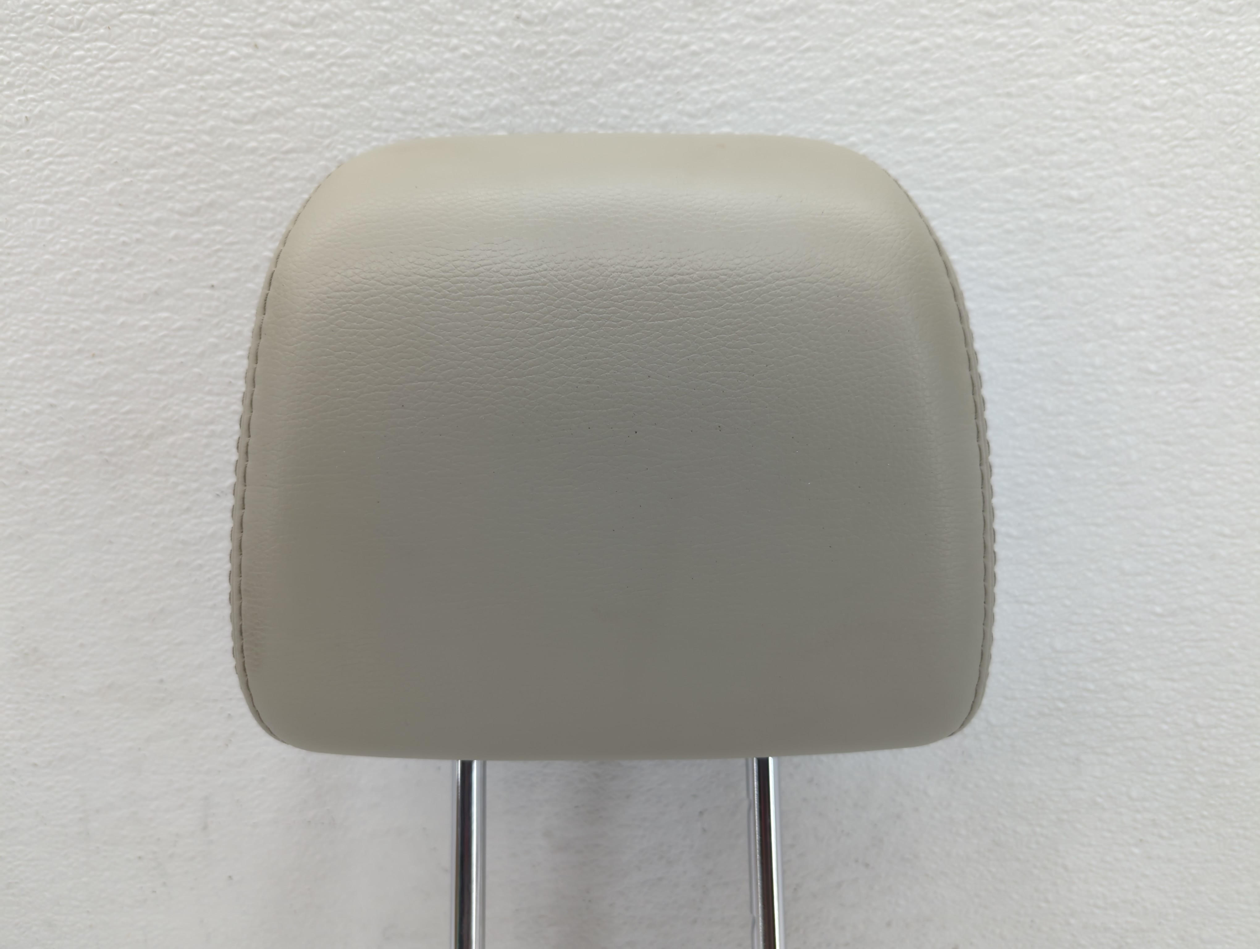 2013 Subaru Legacy Headrest Head Rest Front Driver Passenger Seat 622467 - Oemusedautoparts1.com