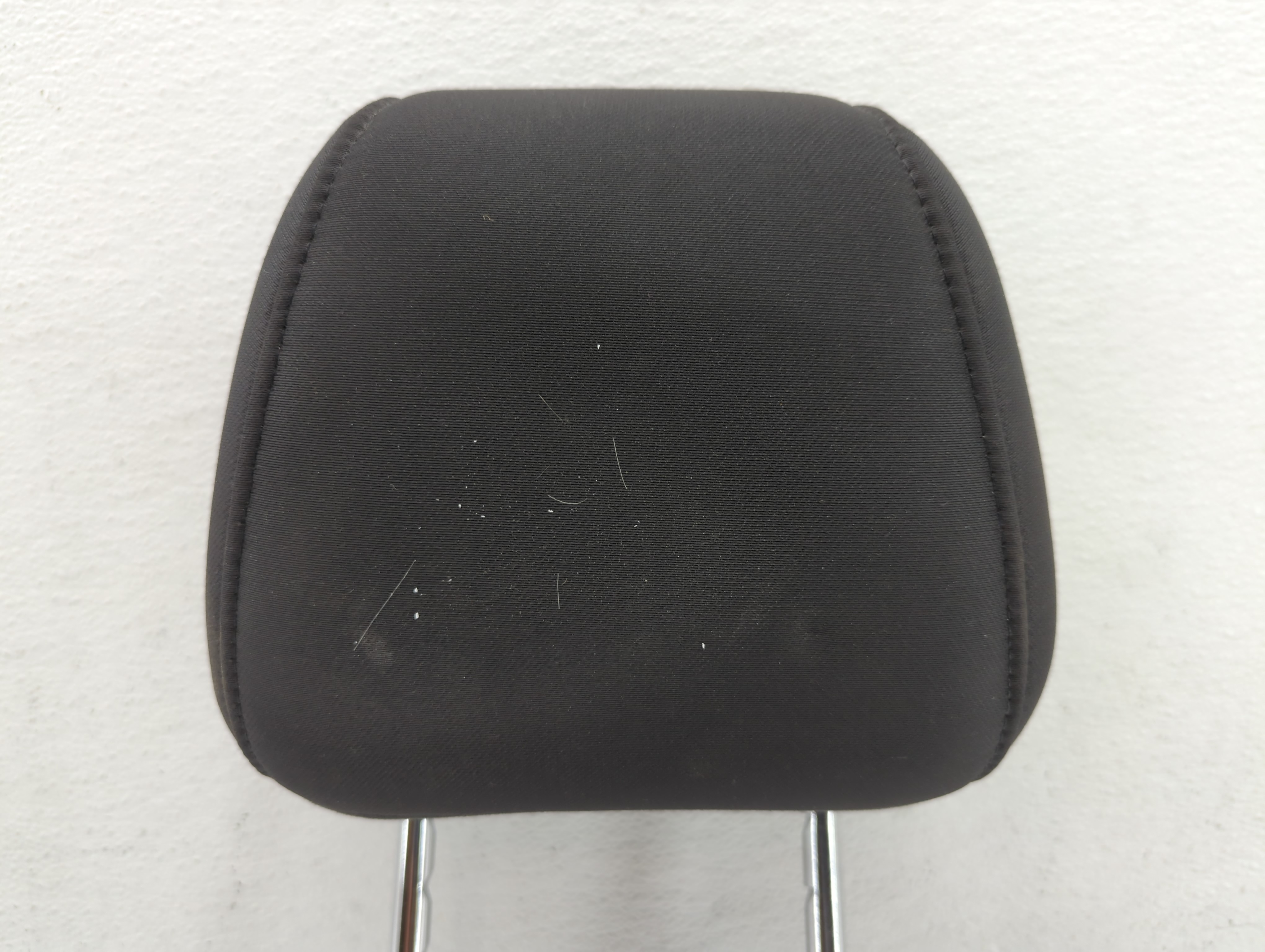 Picture of 2013 Ford Fiesta Headrest Head Rest Rear Seat Black 622589