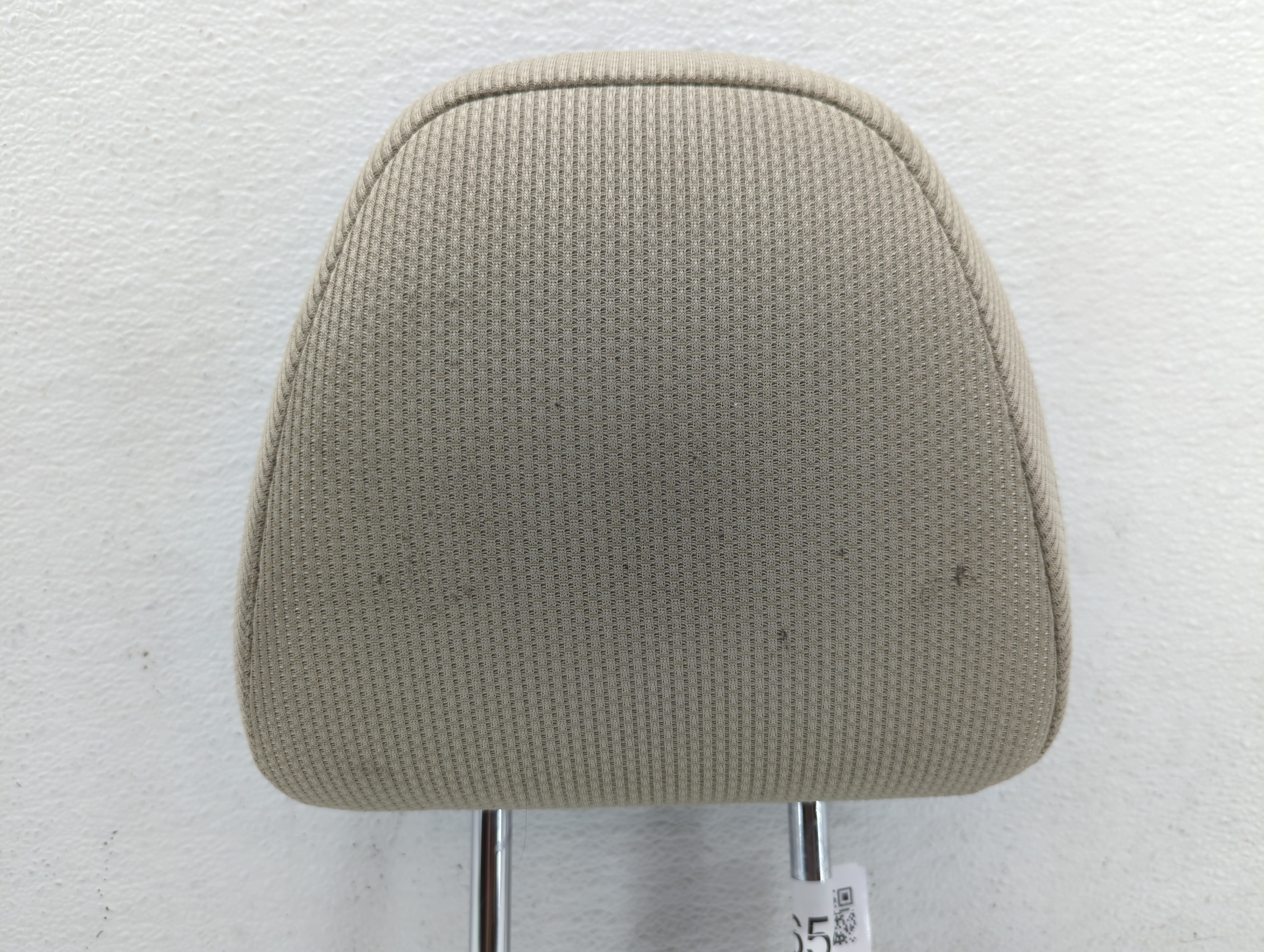 2020 Subaru Impreza Headrest Head Rest Front Driver Passenger Seat Beige 622654 - Oemusedautoparts1.com