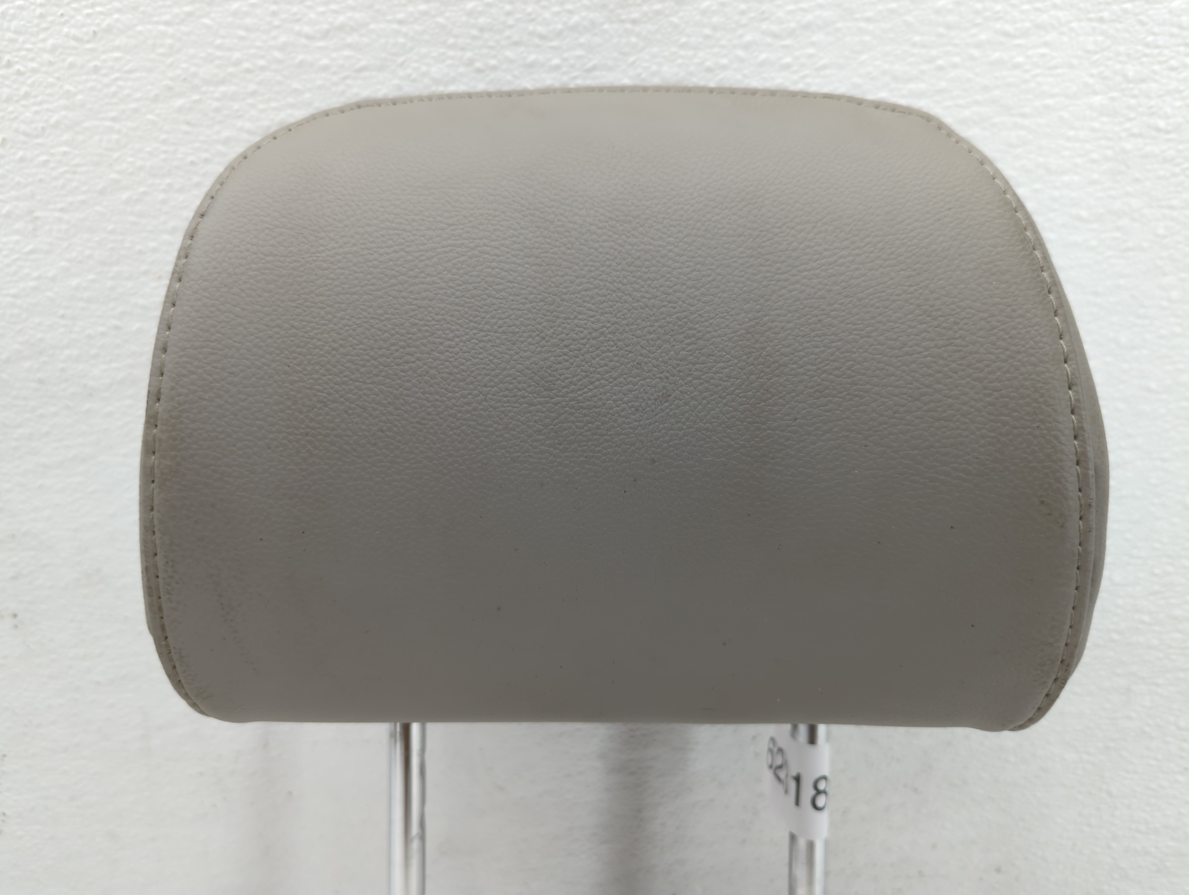 Hyundai Sonata Headrest Head Rest Front Driver Passenger Seat Grey 623183 - Oemusedautoparts1.com