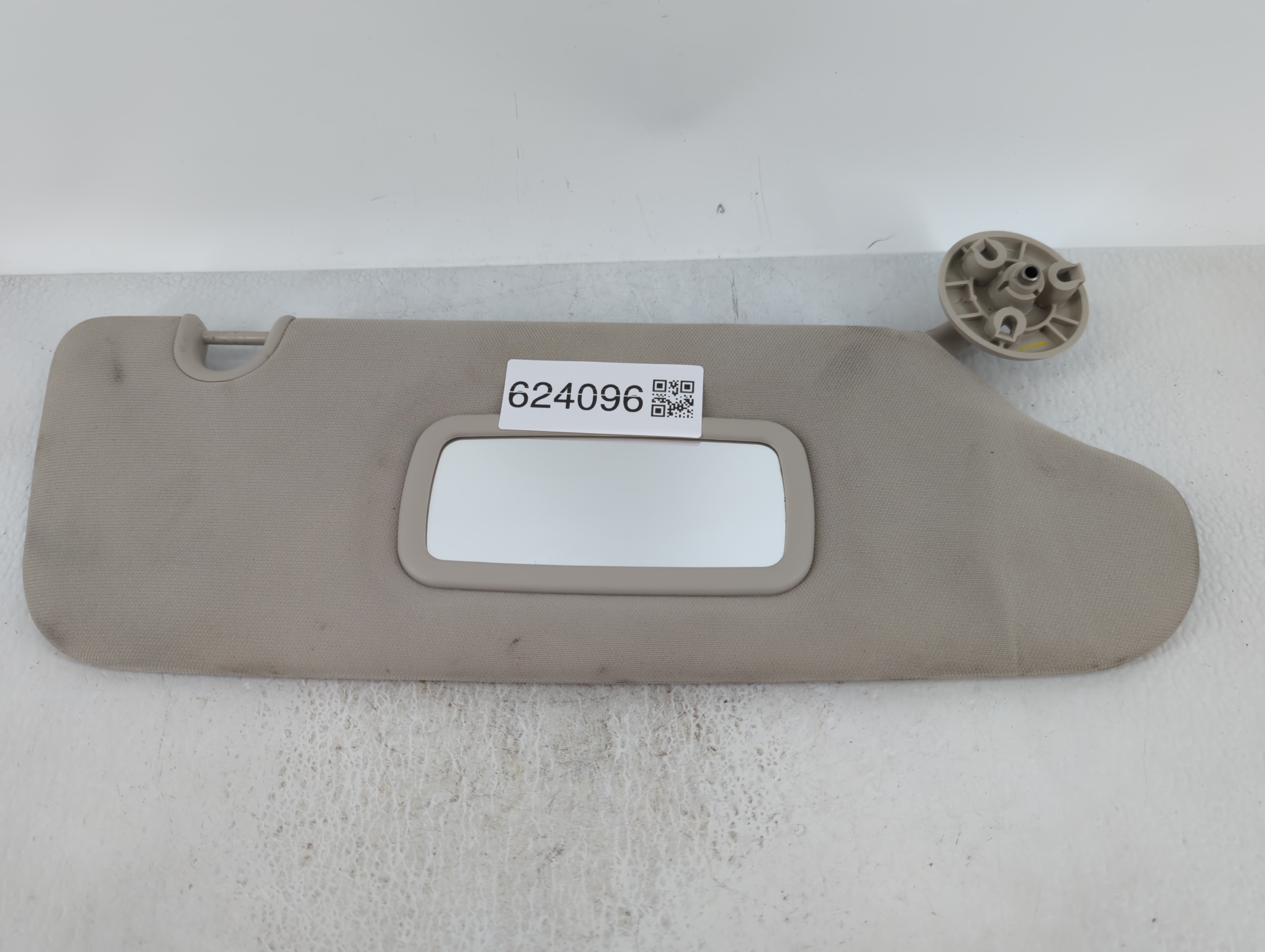 Dodge Caravan Passenger Sun Visor Mirror Right Sunvisor Grey 624096 - Oemusedautoparts1.com
