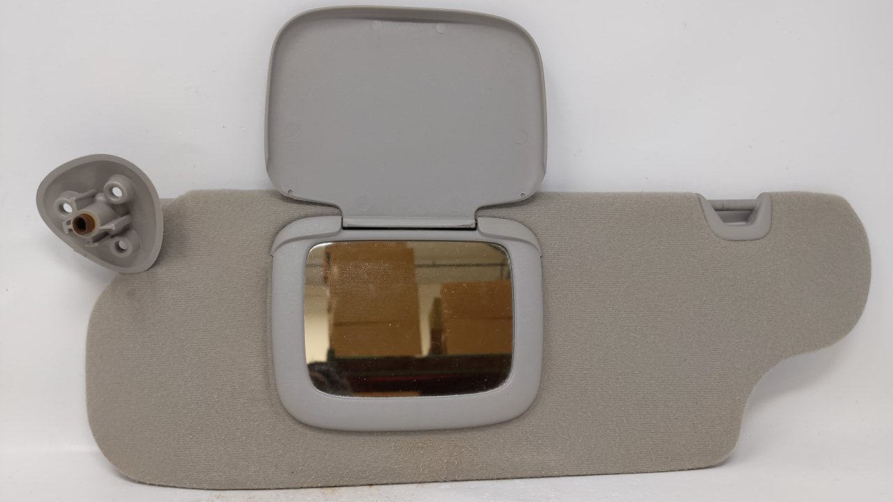 Picture of 2000-2007 Ford Taurus Driver Left Sun Visor Sunvisor 62410