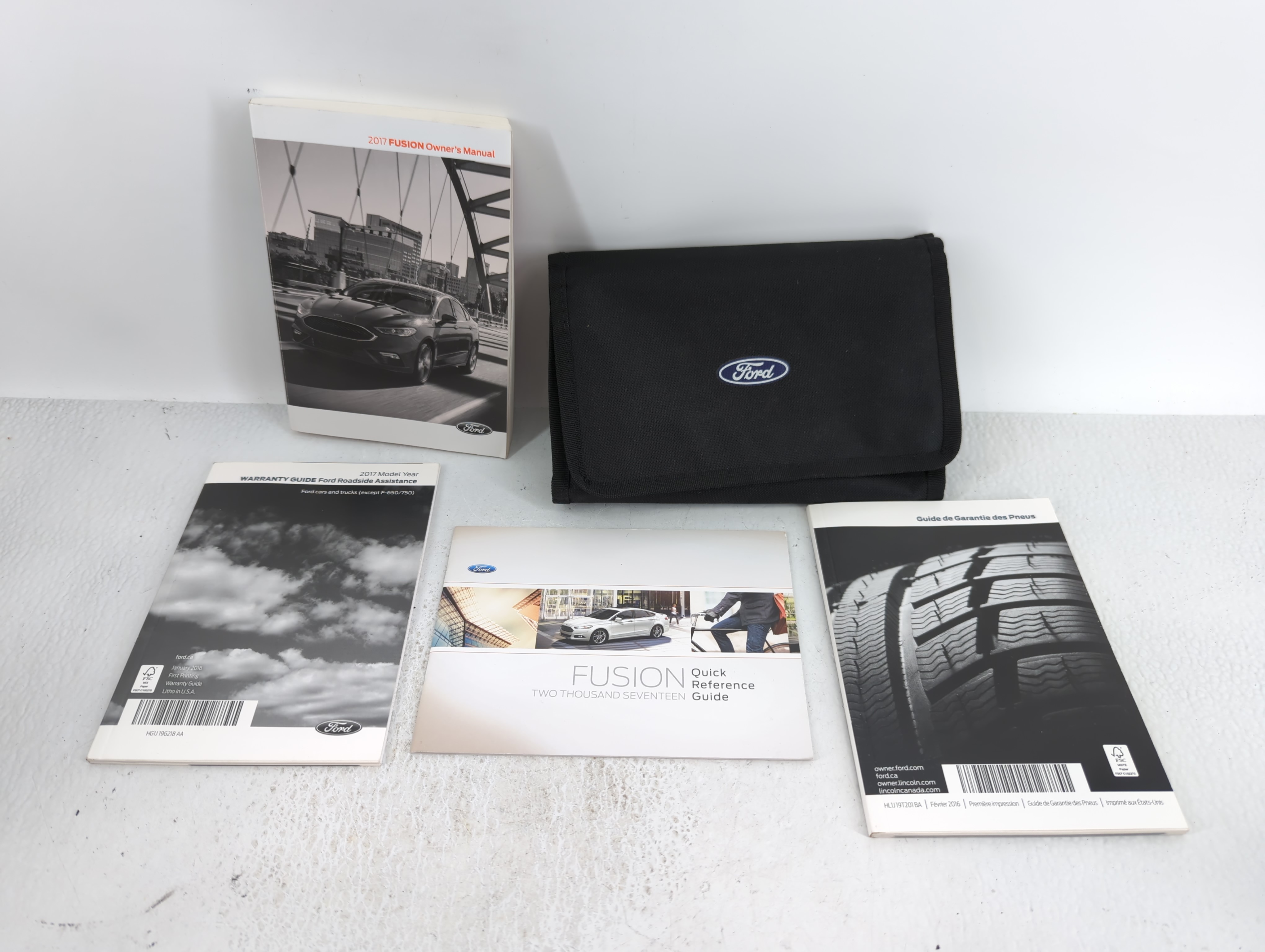 2017 Ford Fusion Owners Manual Book Guide 624690 - Oemusedautoparts1.com