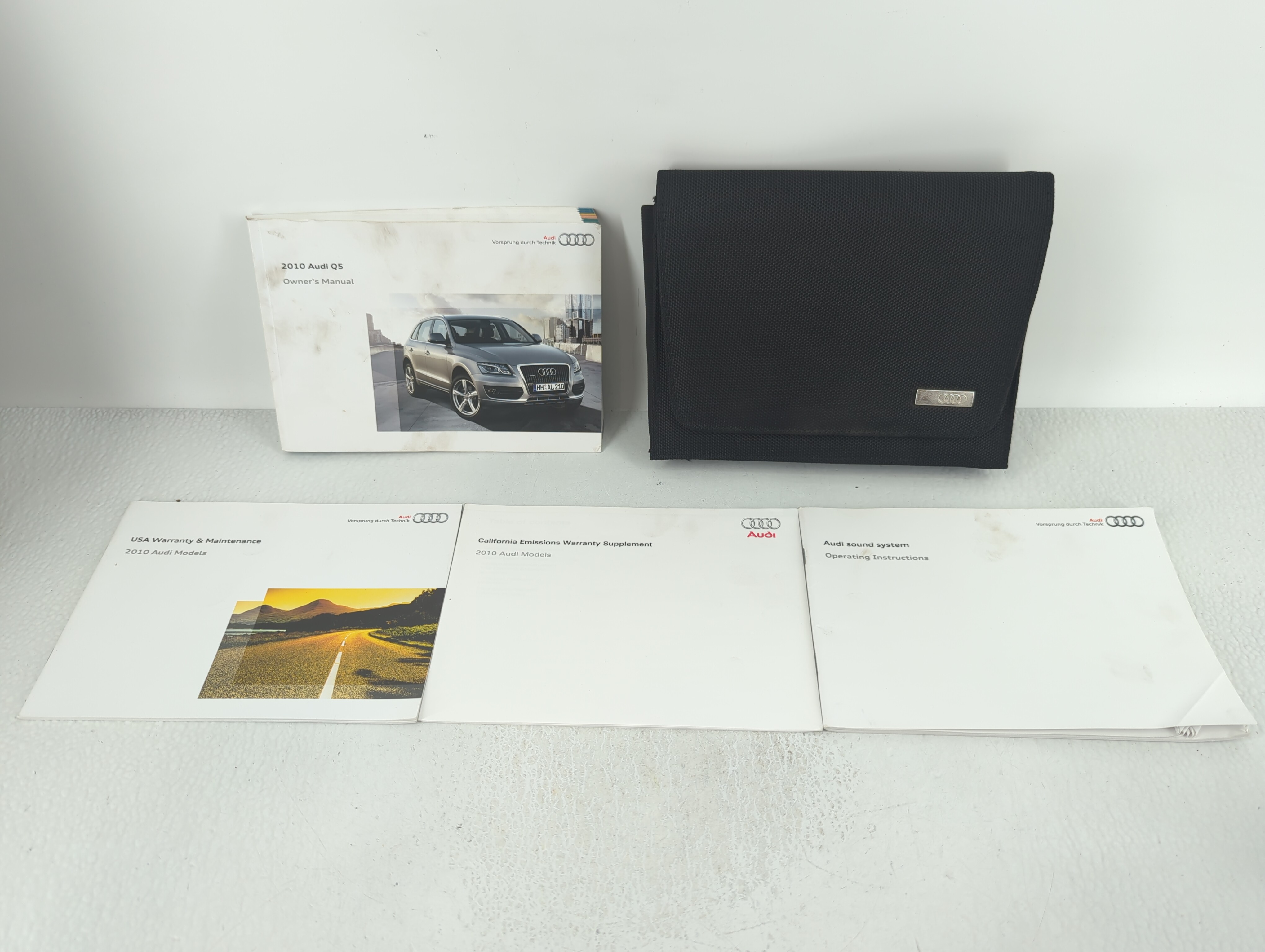 Picture of 2010 Audi Q5 Owners Manual Book Guide 624692