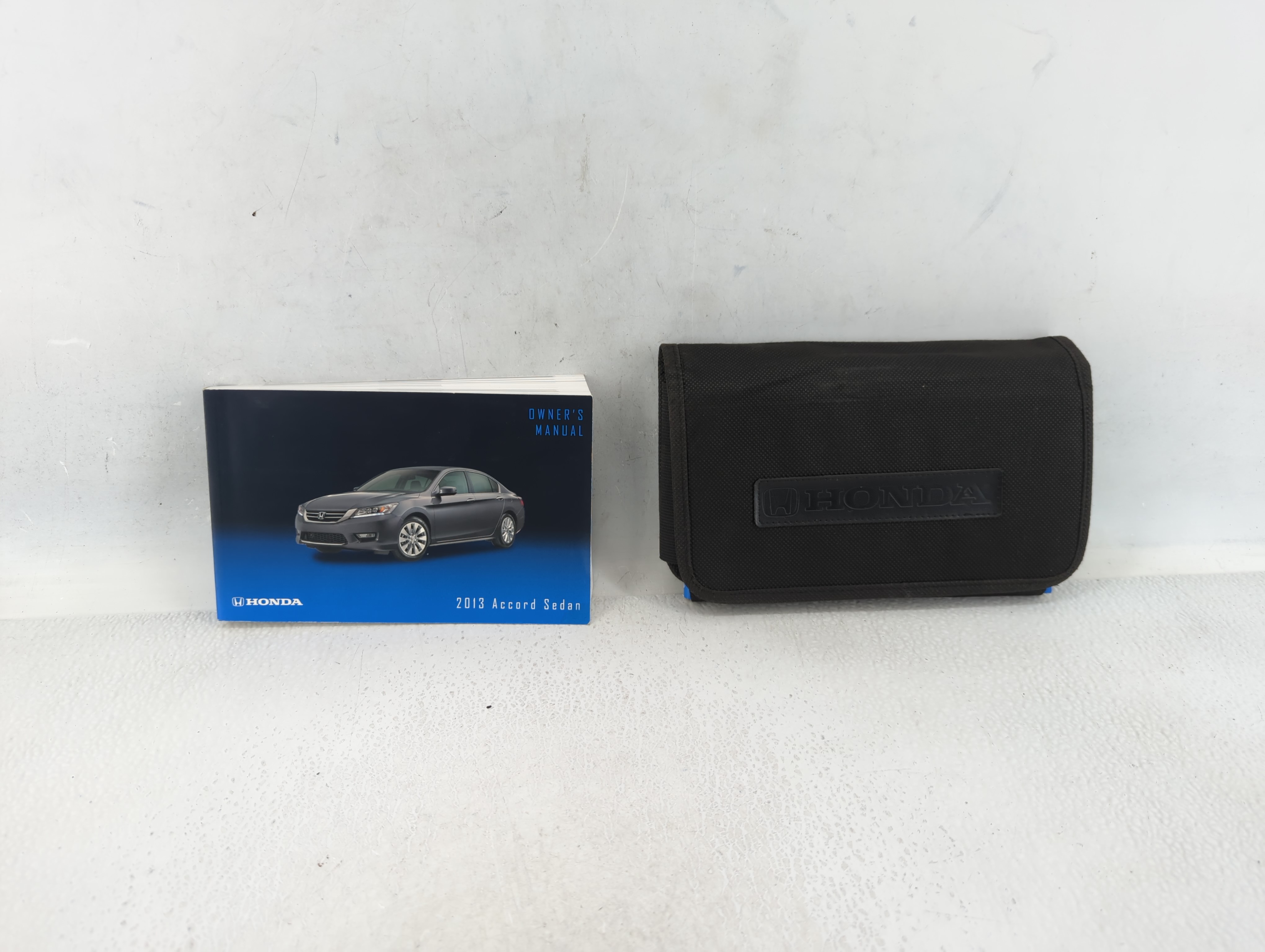 2013 Honda Accord Owners Manual Book Guide 624779 - Oemusedautoparts1.com