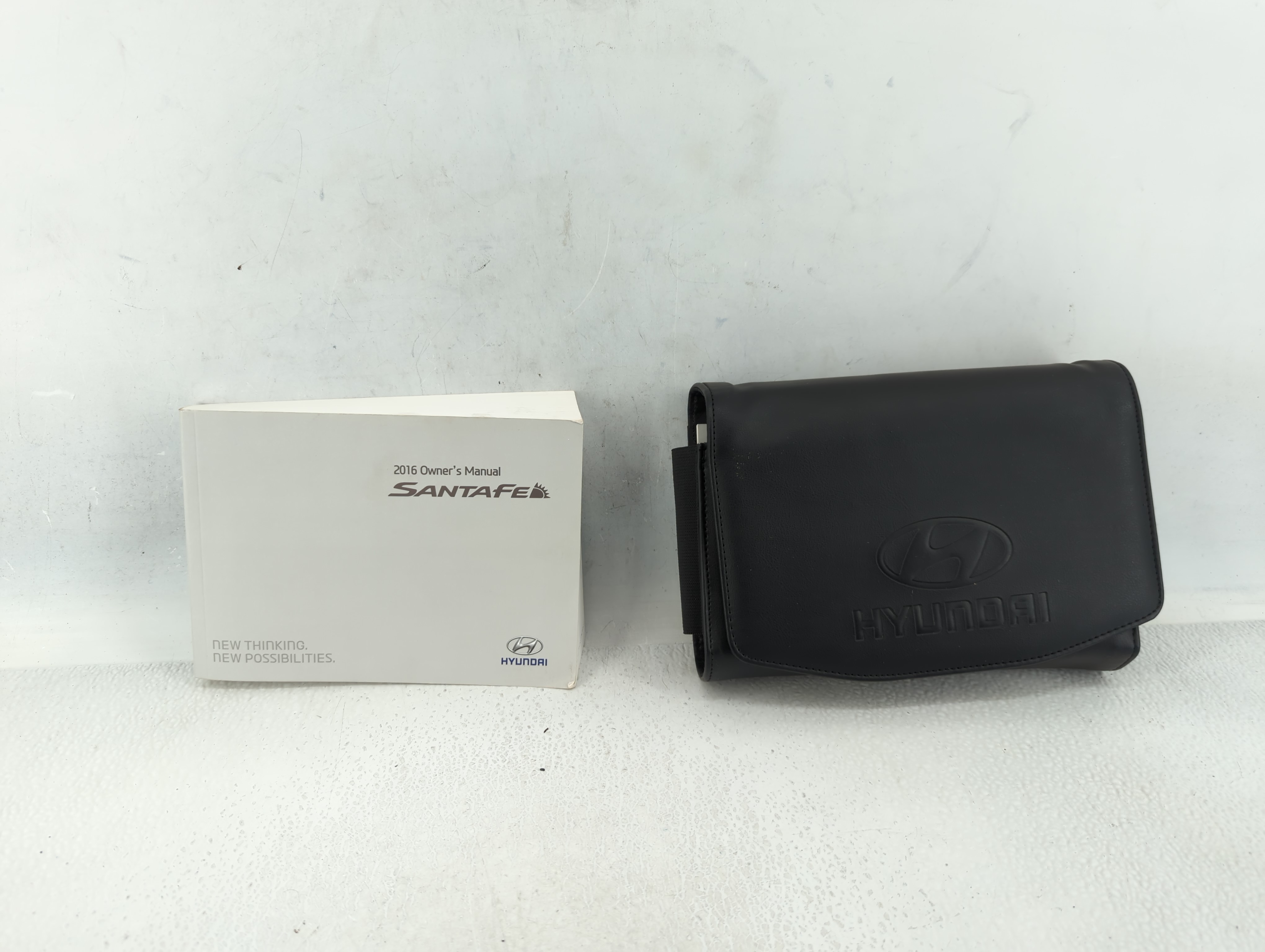2016 Hyundai Santa Fe Owners Manual Book Guide 624786 - Oemusedautoparts1.com