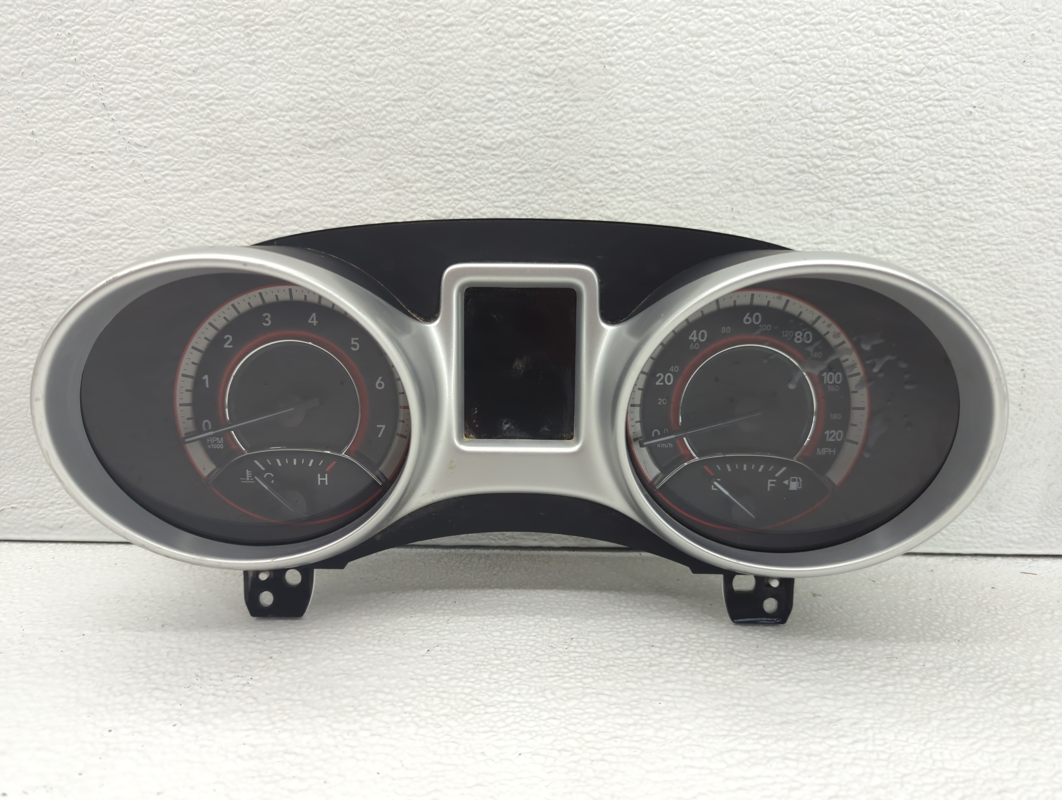 2013 Dodge Journey Speedometer Instrument Cluster Gauges 626067 - Oemusedautoparts1.com