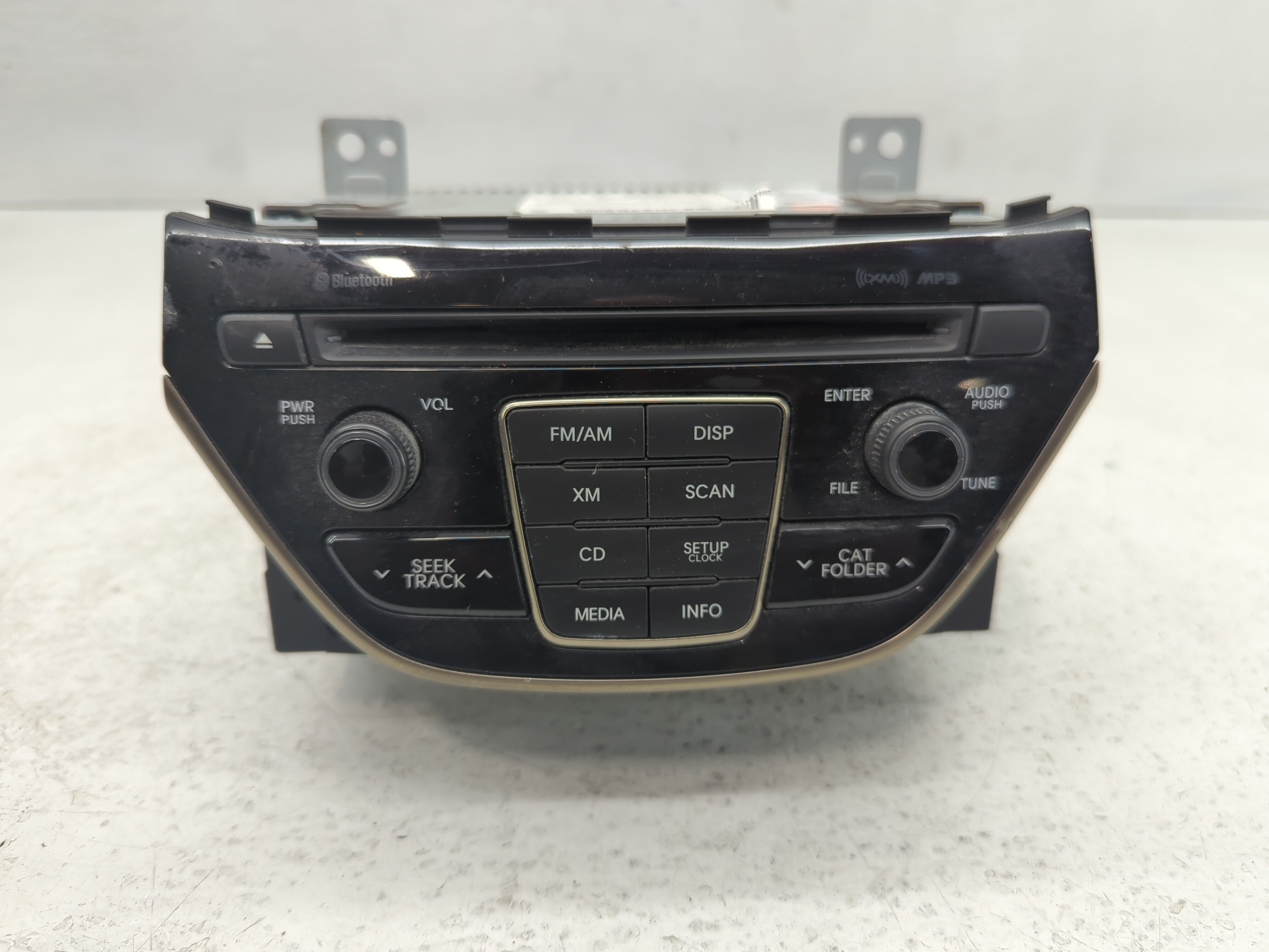 2014-2015 Hyundai Genesis Am Fm Cd Player Radio Receiver 626830 - Oemusedautoparts1.com