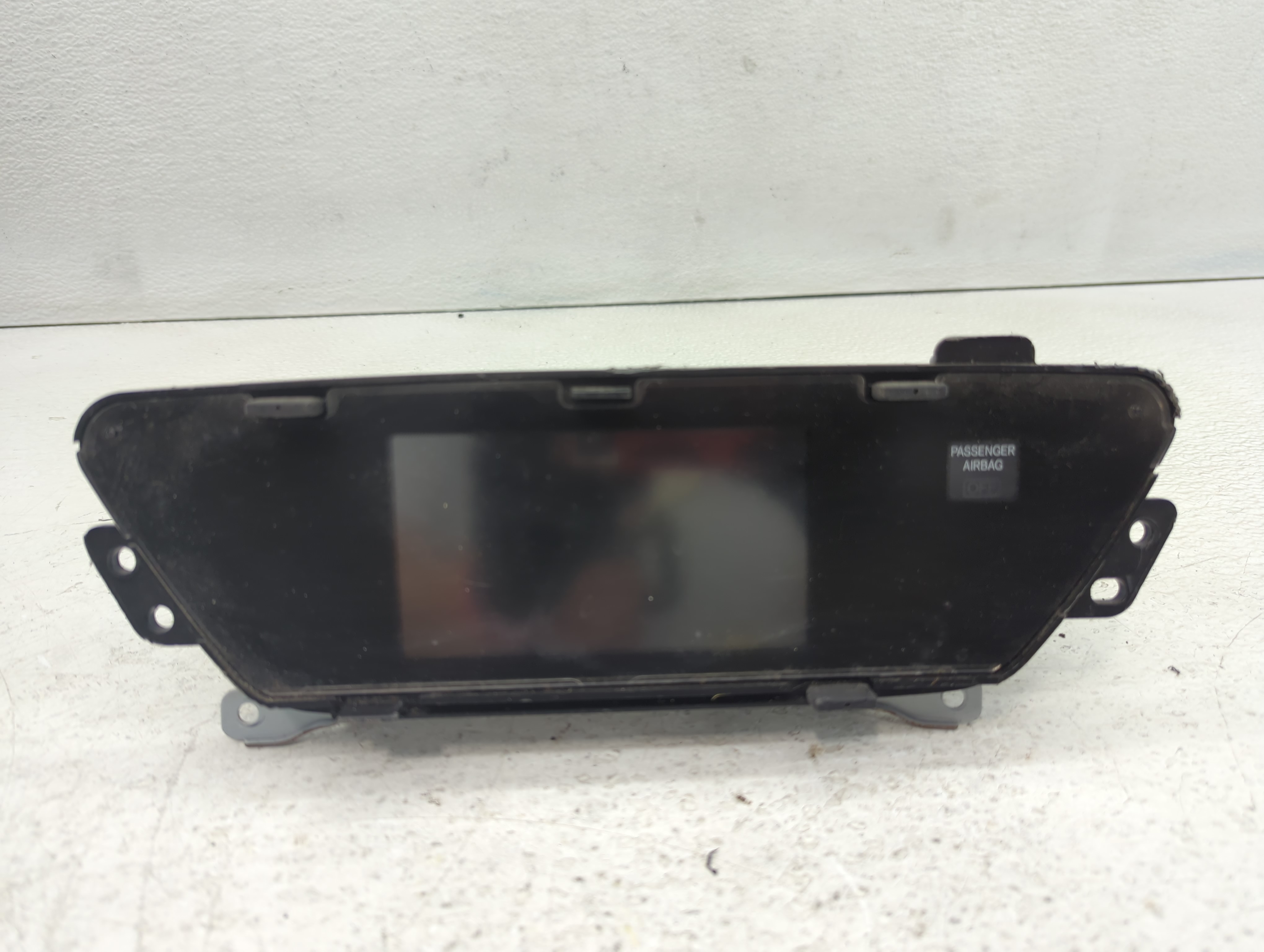 Honda Cr-v Am Fm Cd Player Radio Receiver 626833 - Oemusedautoparts1.com