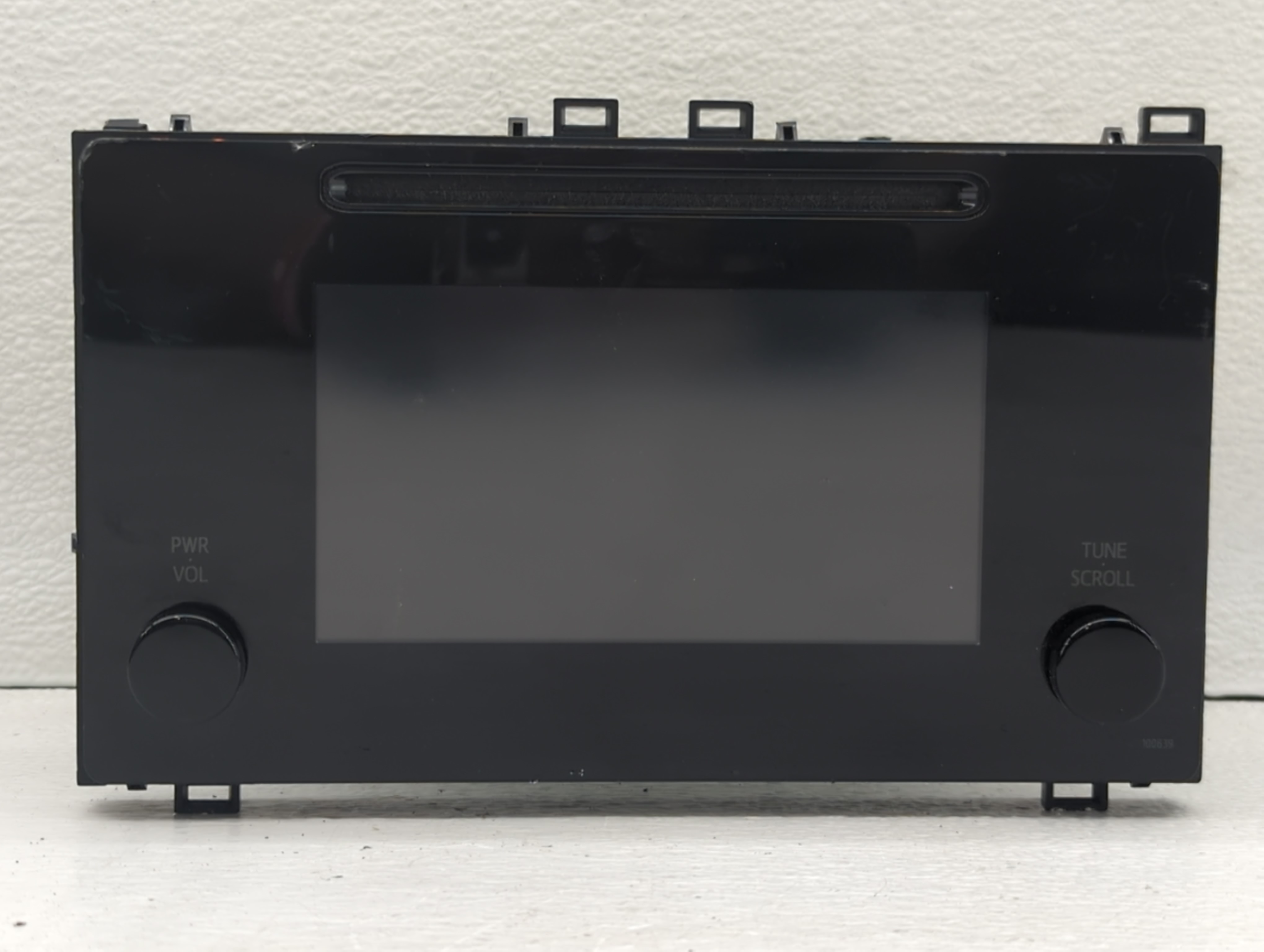 2017 Toyota Corolla Information Display Screen 626836 - Oemusedautoparts1.com