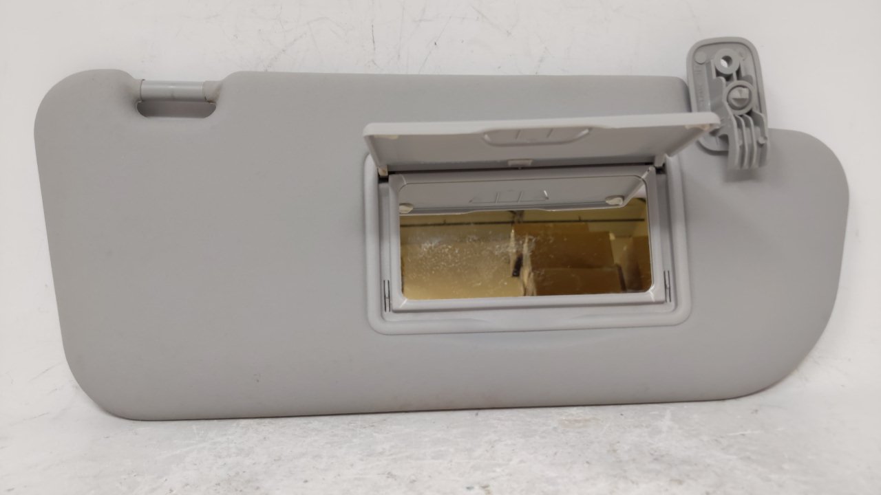 Picture of 2004-2009 Mazda 3 Passenger Right Sun Visor Sunvisor Gray 62689