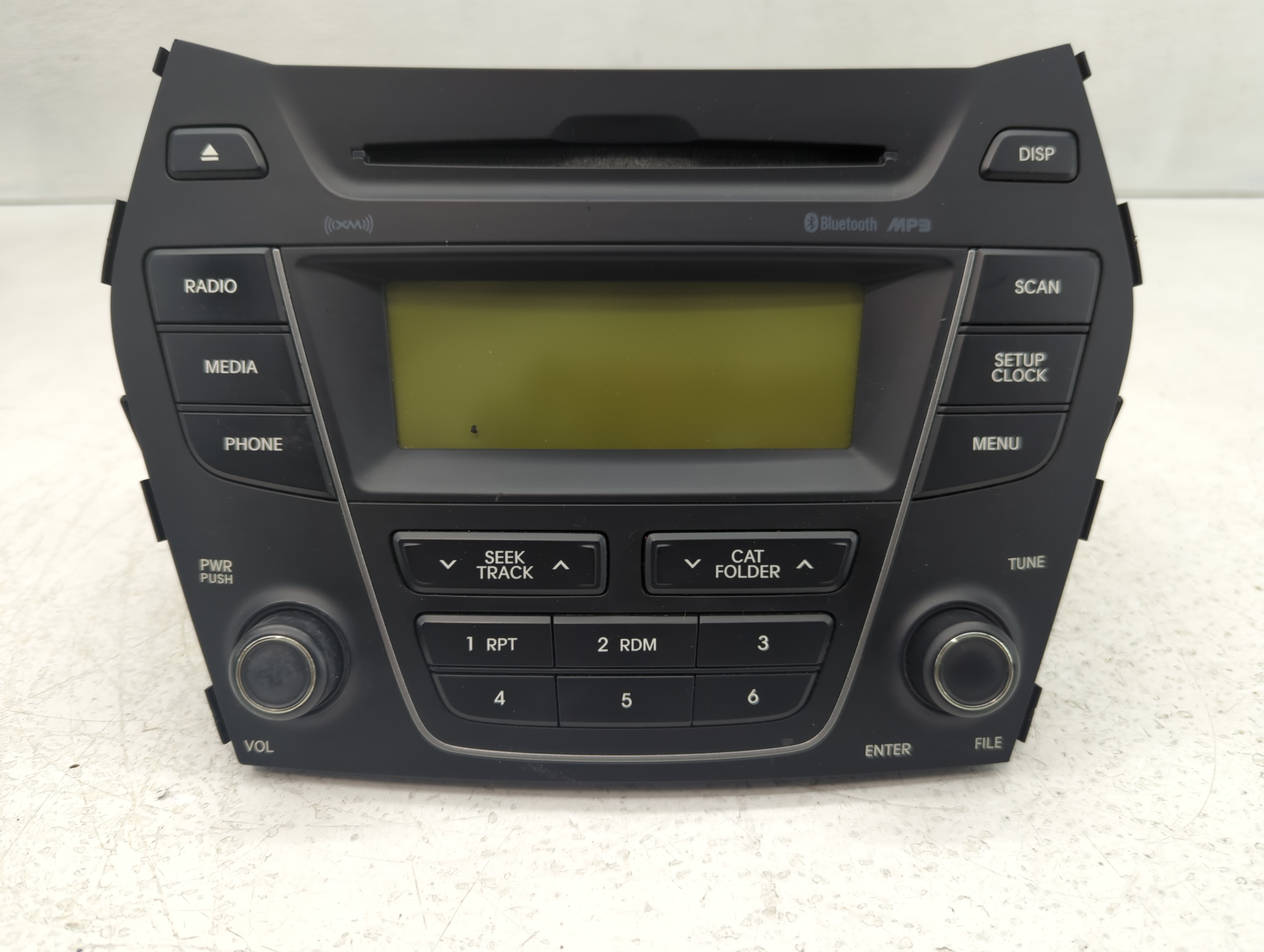 Chrysler Town & Country Am Fm Cd Player Radio Receiver 626969 - Oemusedautoparts1.com