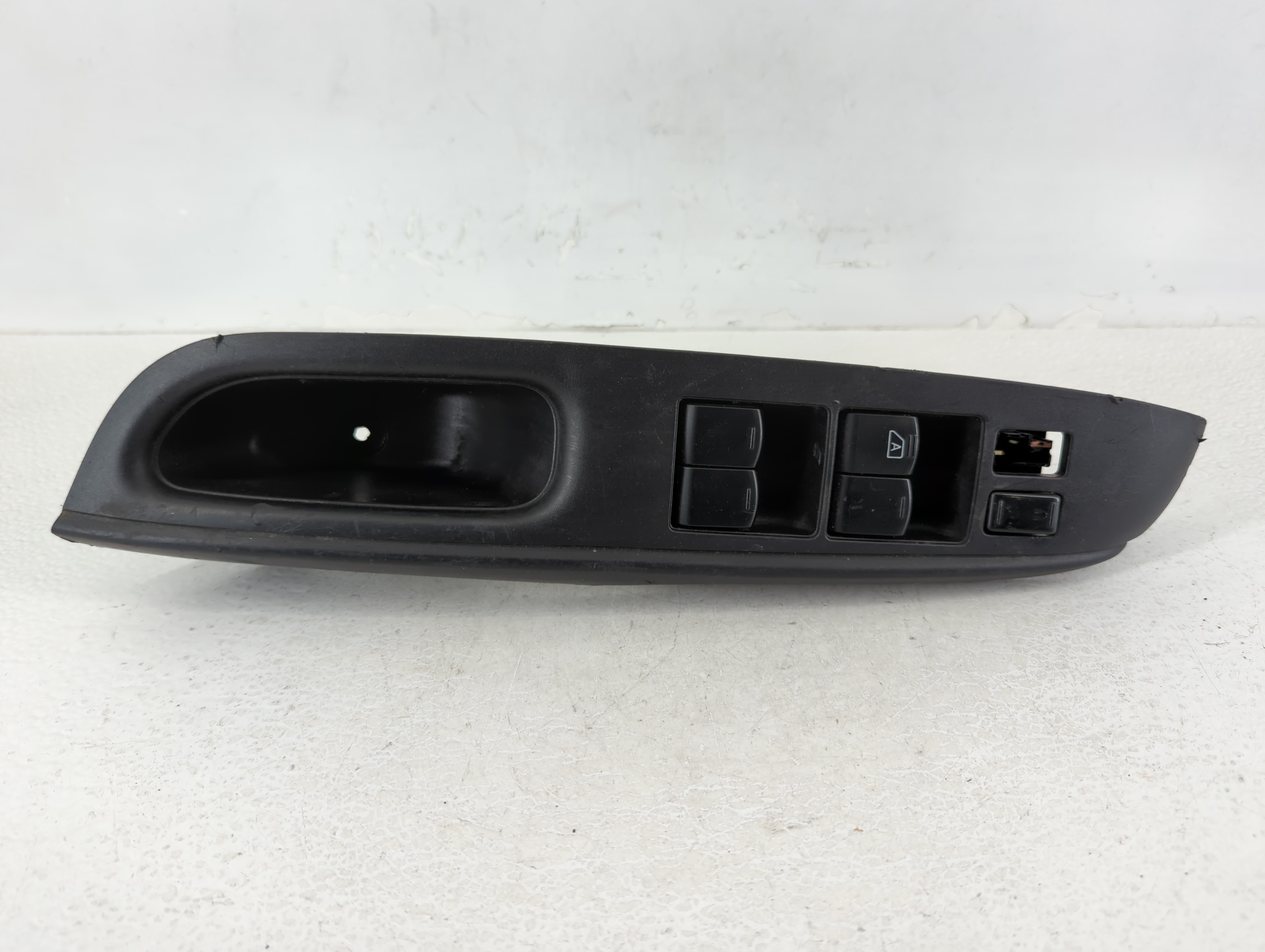 2012-2019 Nissan Versa Driver Left Door Master Power Window Switch 627285 - Oemusedautoparts1.com