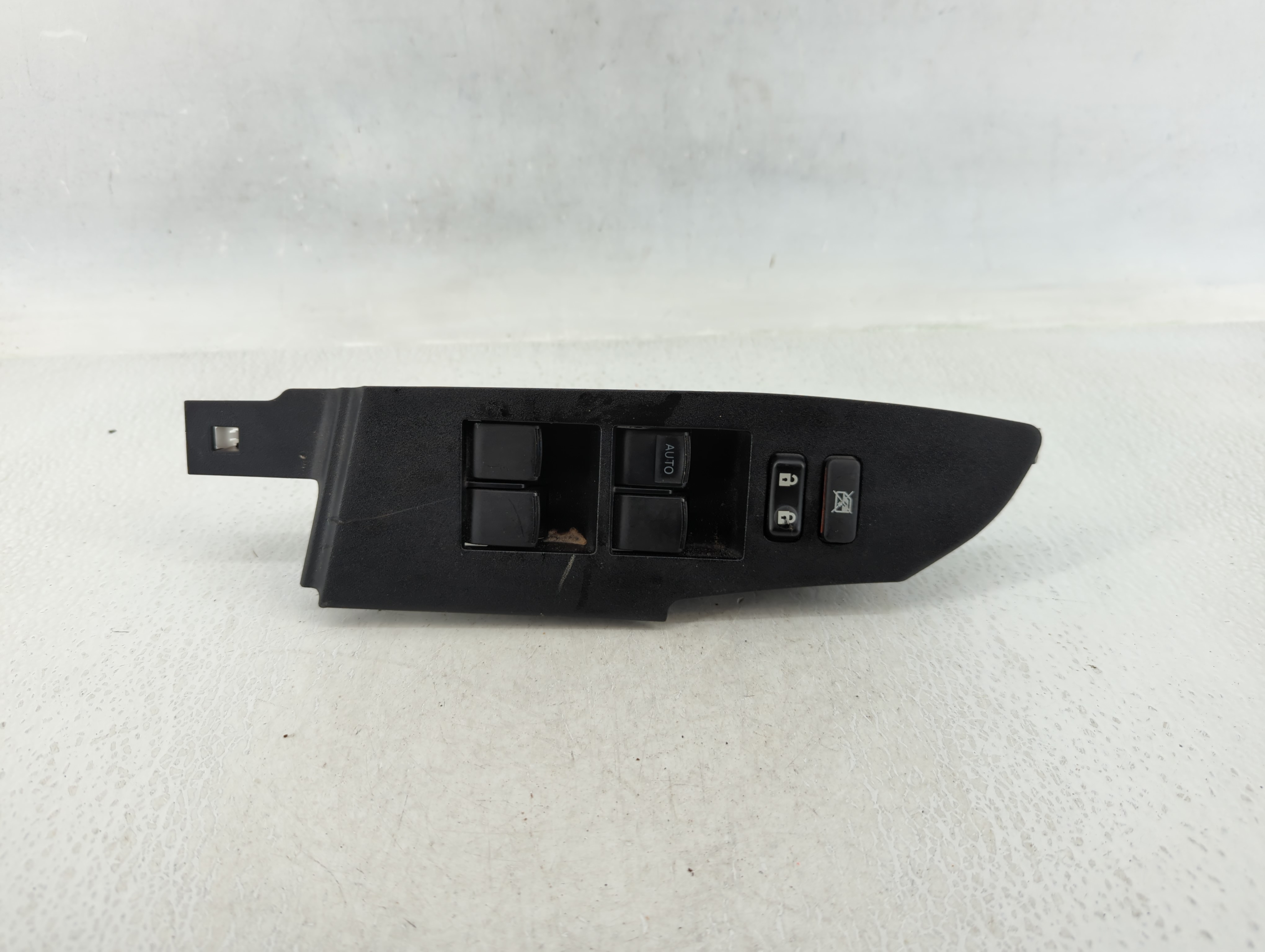 Picture of 2014-2019 Toyota Corolla Driver Left Door Master Power Window Switch 627361