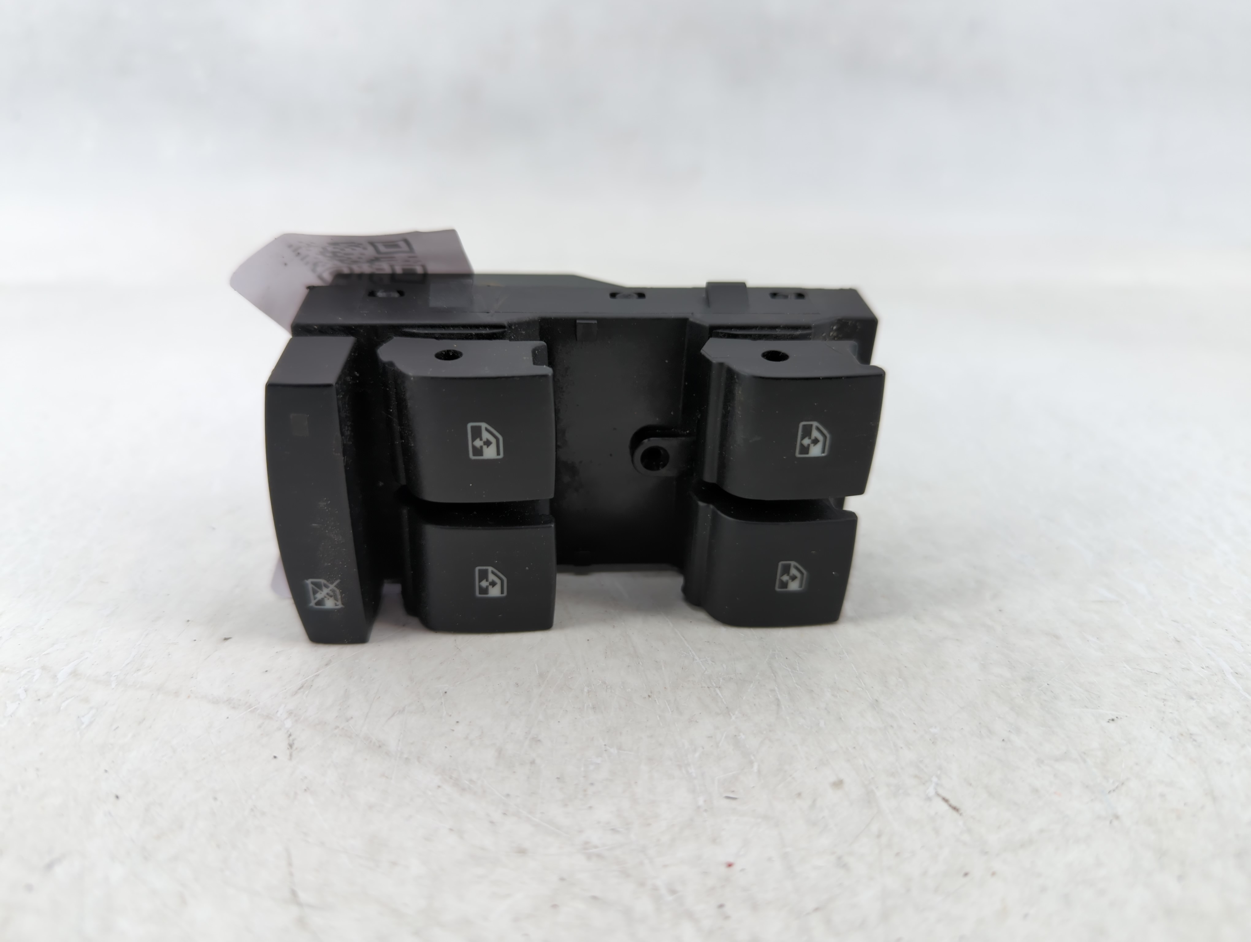 2010-2017 Chevrolet Equinox Driver Left Door Master Power Window Switch 627520 - Oemusedautoparts1.com