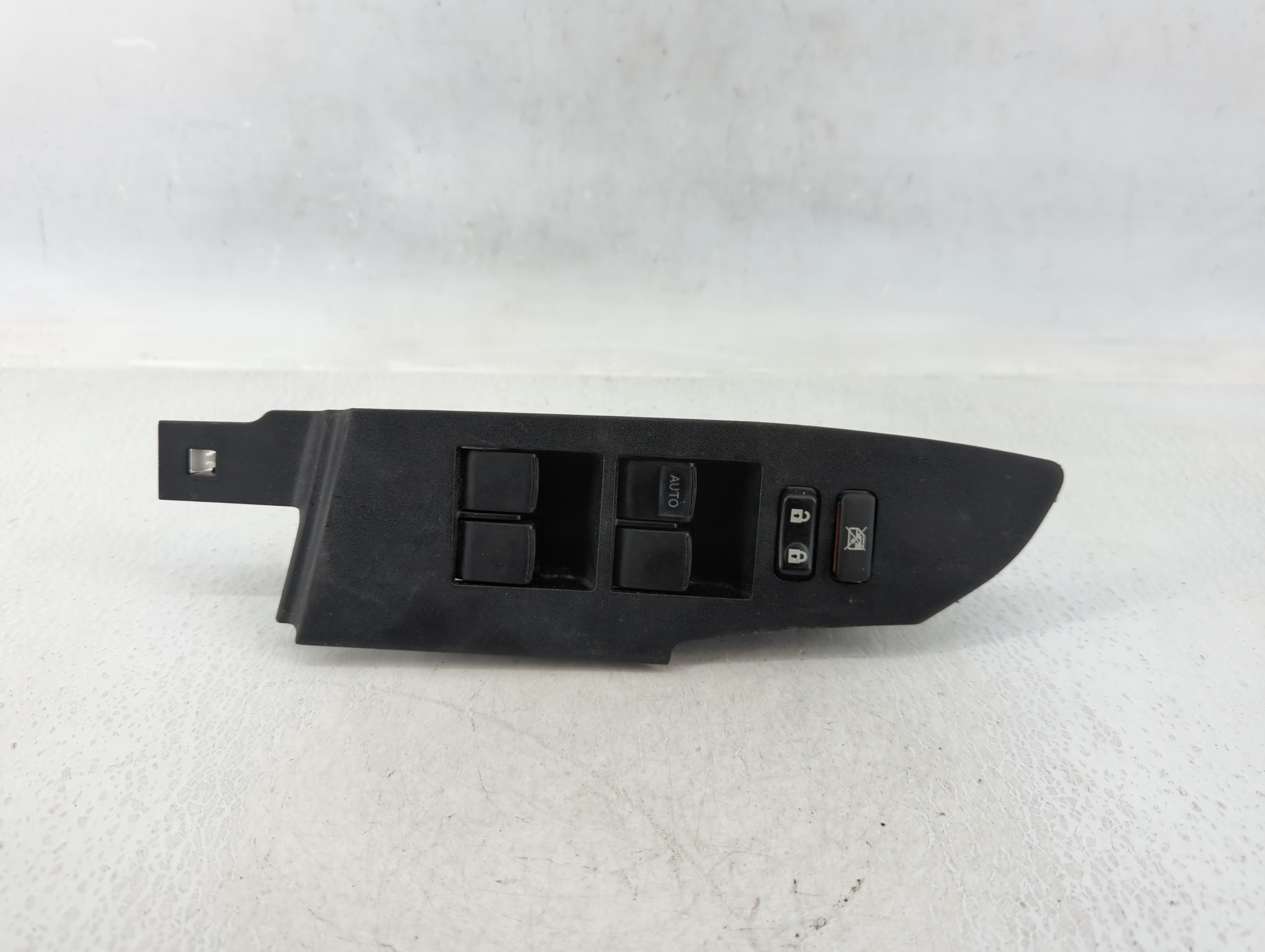 2014-2019 Toyota Corolla Driver Left Door Master Power Window Switch 627531 - Oemusedautoparts1.com