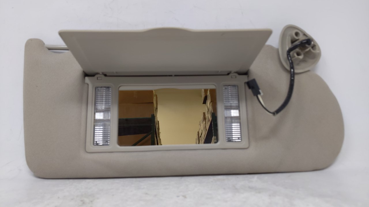 2004 Pontiac Grand Prix Passenger Sun Visor Mirror Right Sunvisor Gray 62761 - Oemusedautoparts1.com