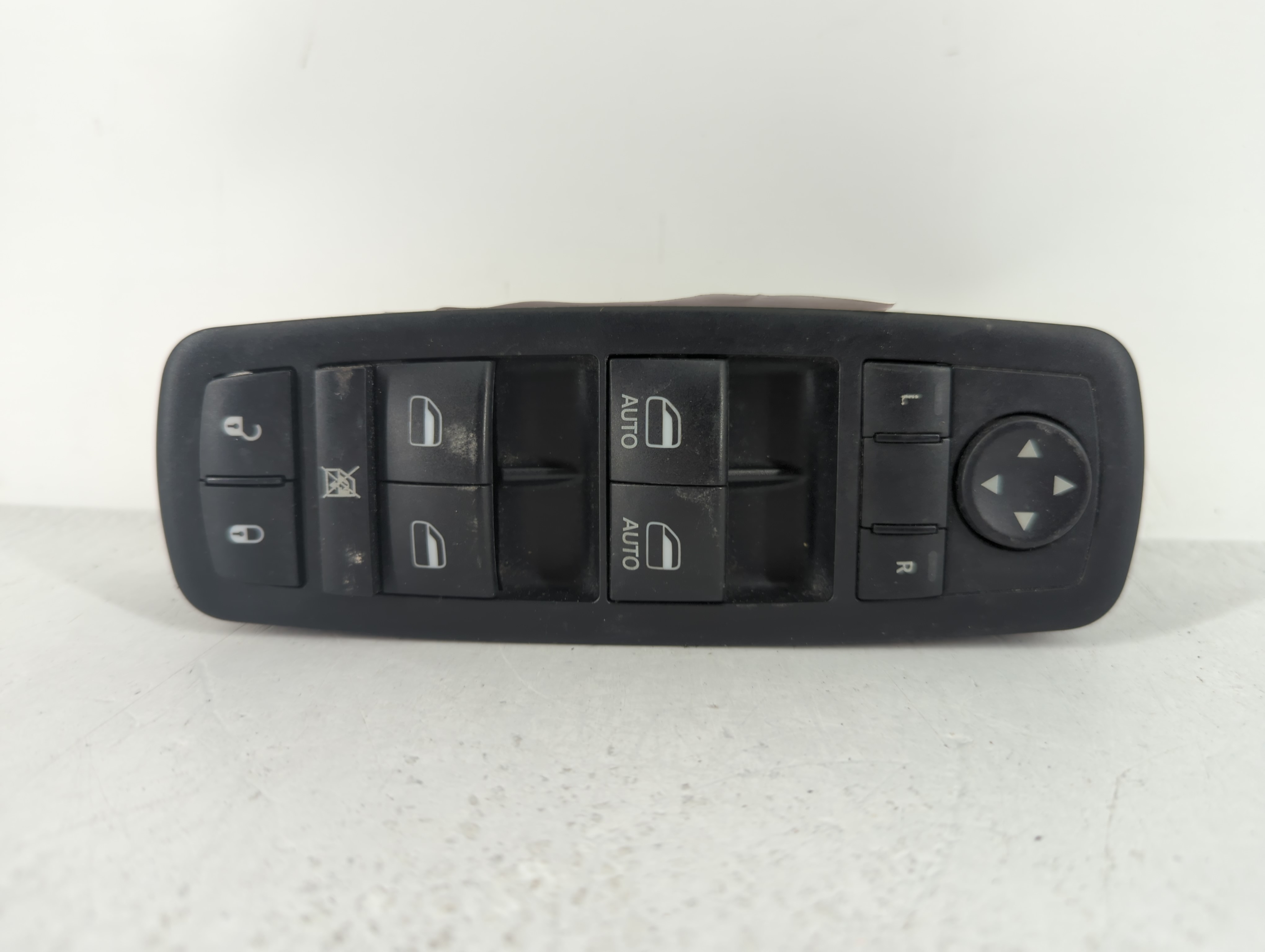 Picture of 2011-2014 Chrysler 300 Driver Left Door Master Power Window Switch 627702