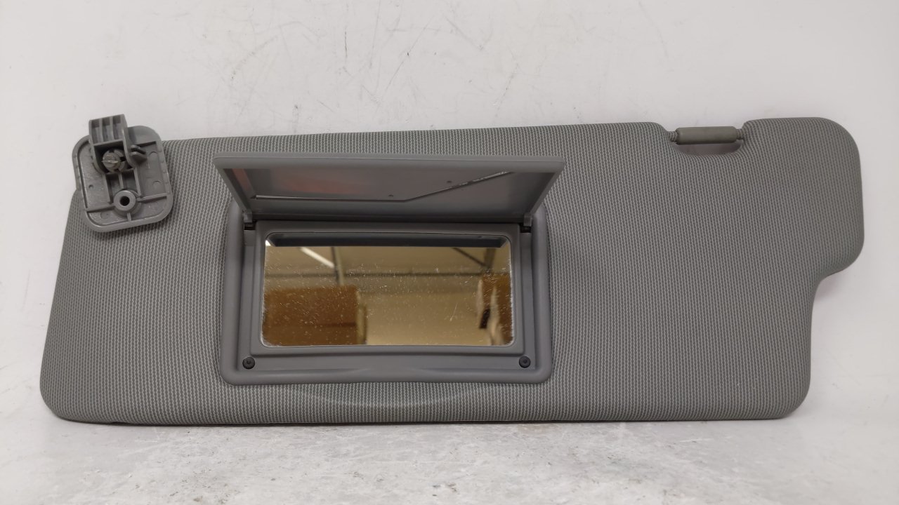 2004 Chevrolet Optra Driver Sun Visor Mirror Left Sunvisor Gray 62772 - Oemusedautoparts1.com