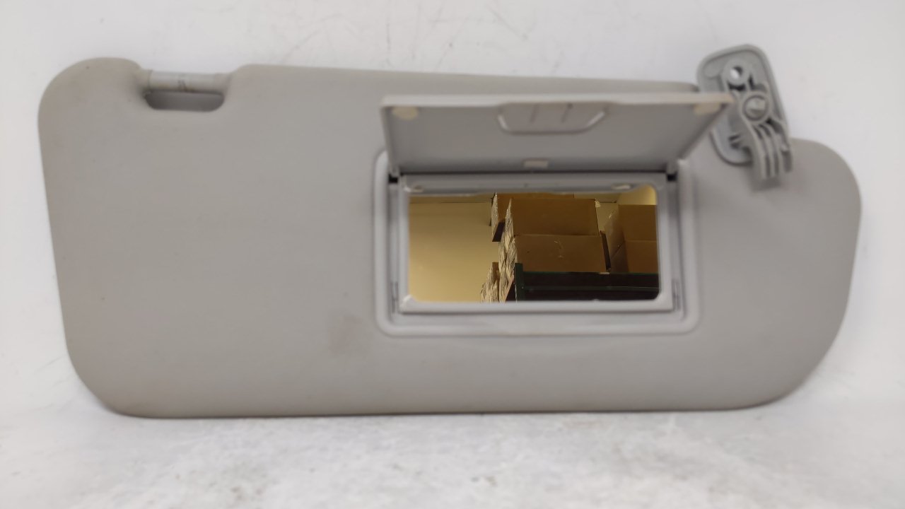 Picture of 2004-2009 Mazda 3 Passenger Right Sun Visor Sunvisor Gray 62805