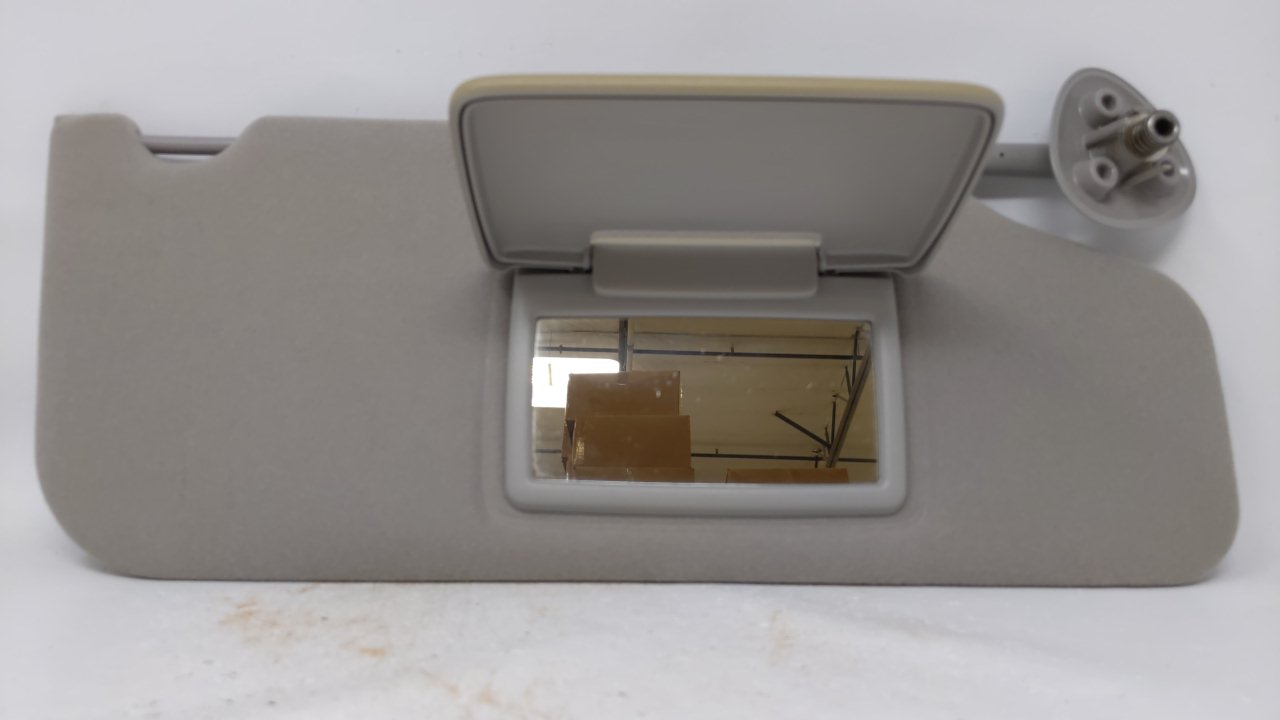 Picture of 2000 Ford Taurus Passenger Sun Visor Mirror Right Sunvisor Gray 62810