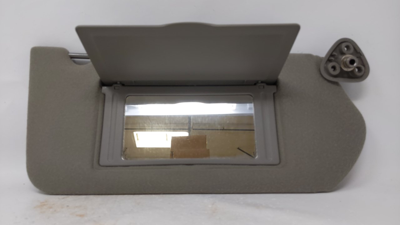 2000-2005 Chevrolet Impala Passenger Right Sun Visor Sunvisor Gray 62829 - Oemusedautoparts1.com