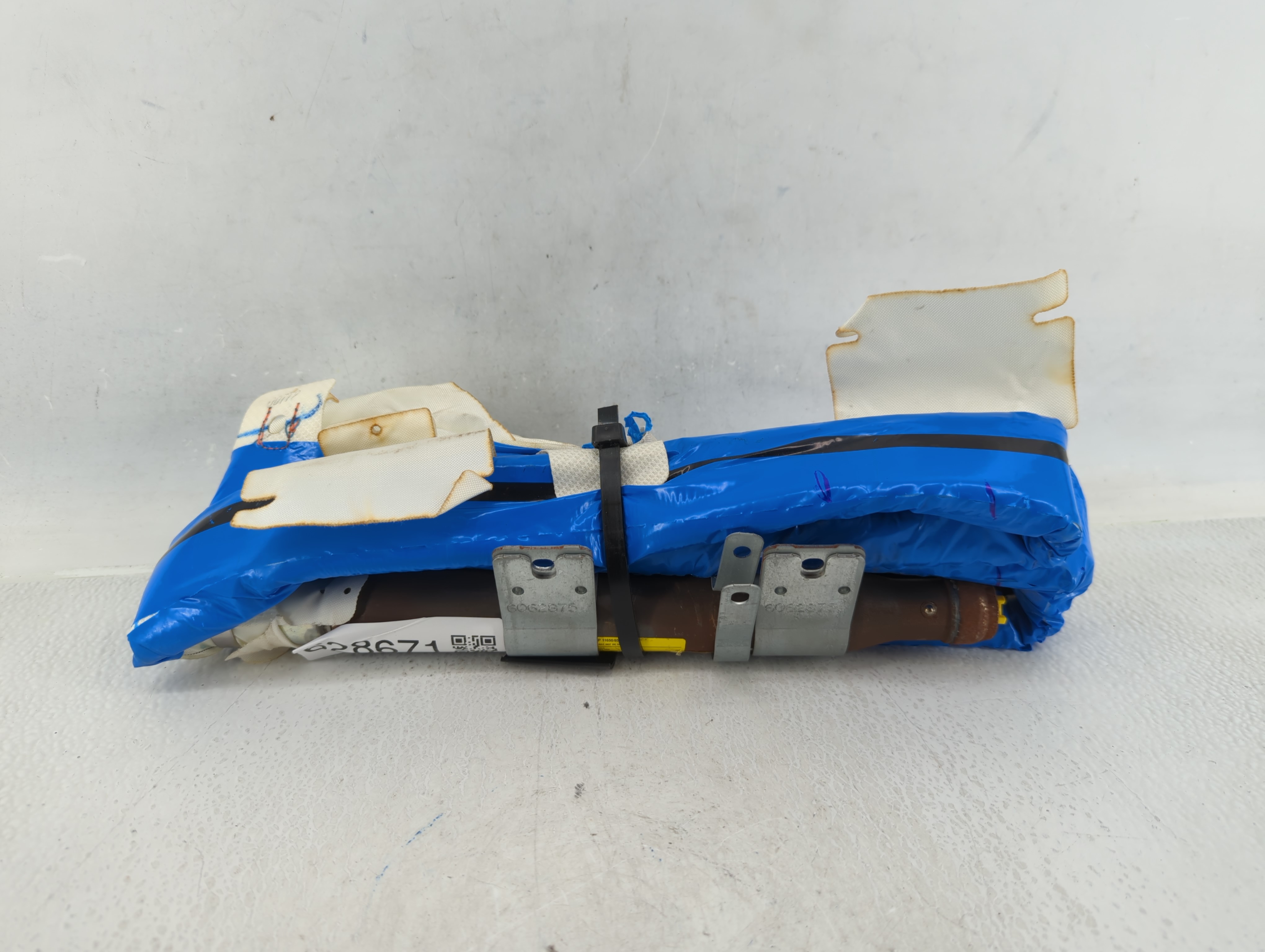 Picture of 2013-2014 Cadillac Cts Air Bag Driver Left Steering Wheel Mounted 628671