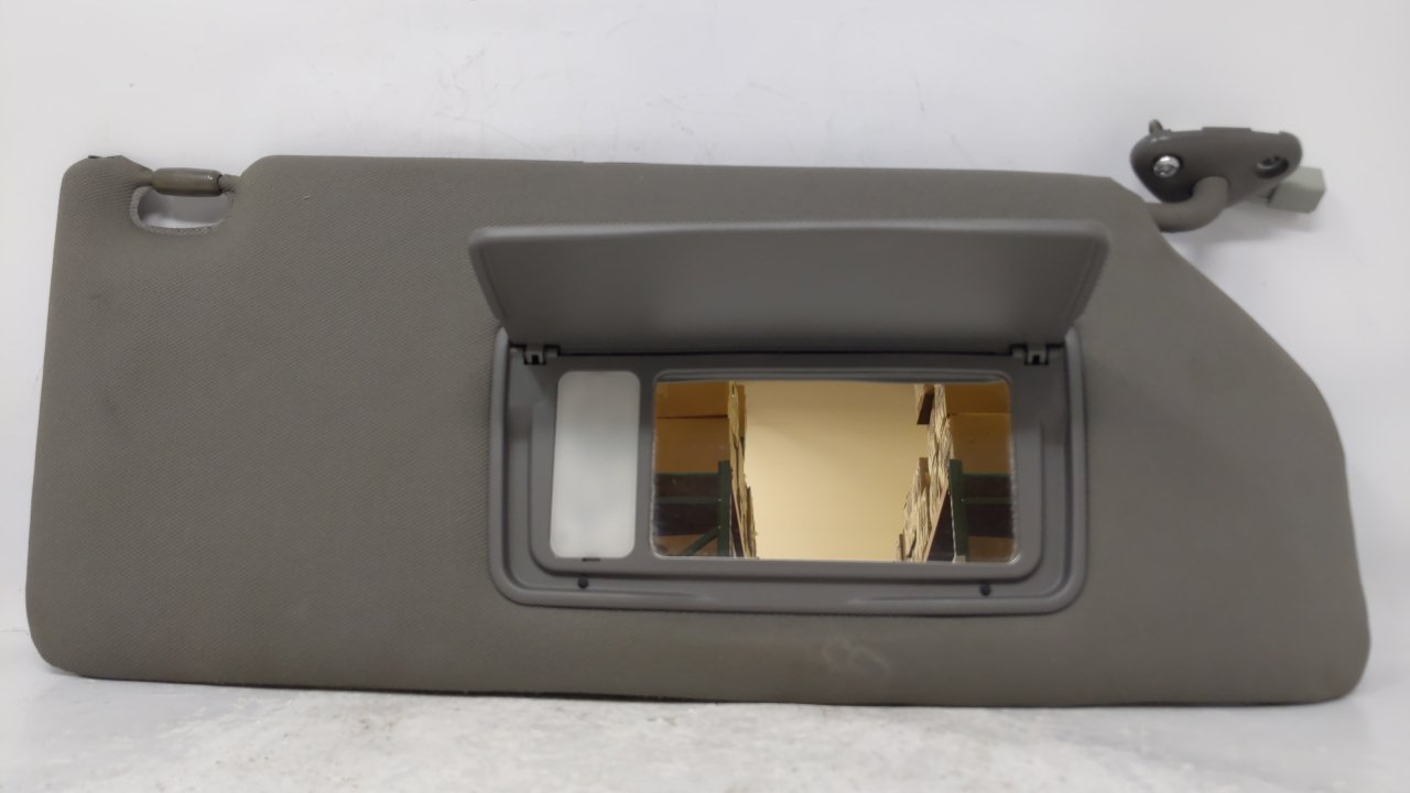 Picture of 2005 Honda Odyssey Passenger Sun Visor Mirror Right Sunvisor Gray 62880