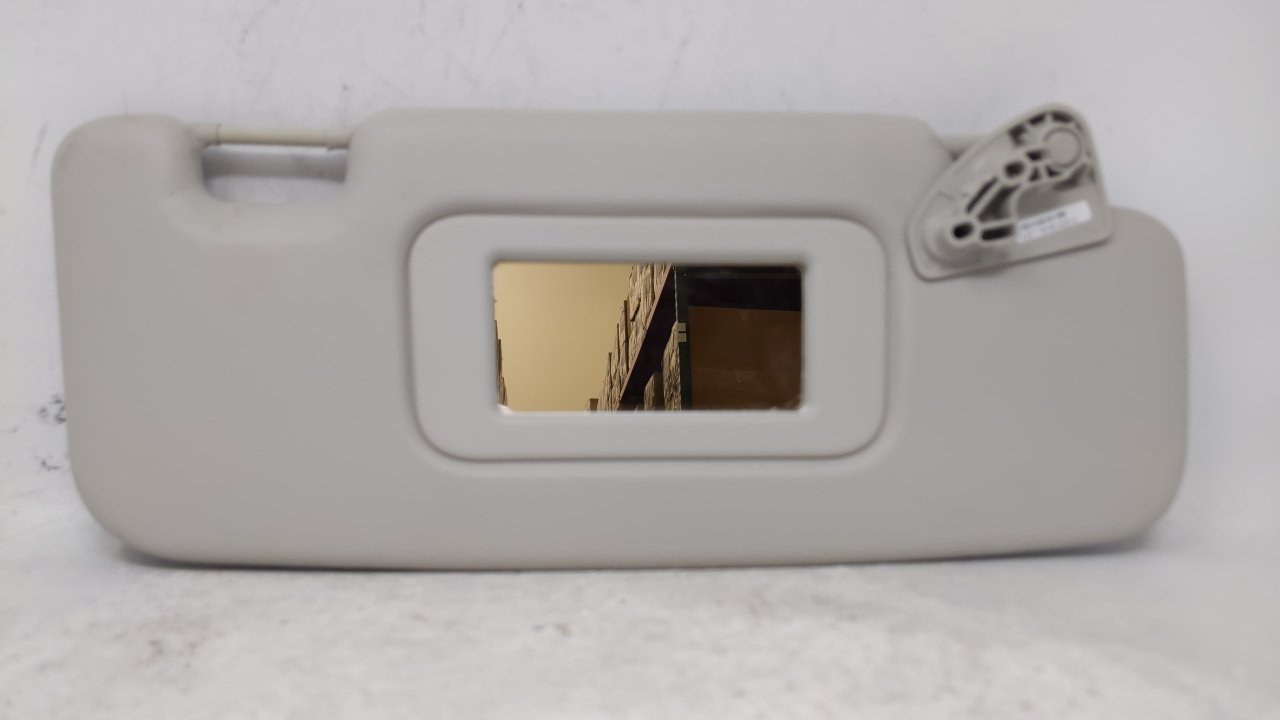 Picture of 2014 Smart Fortwo Passenger Sun Visor Mirror Right Sunvisor Gray 62881