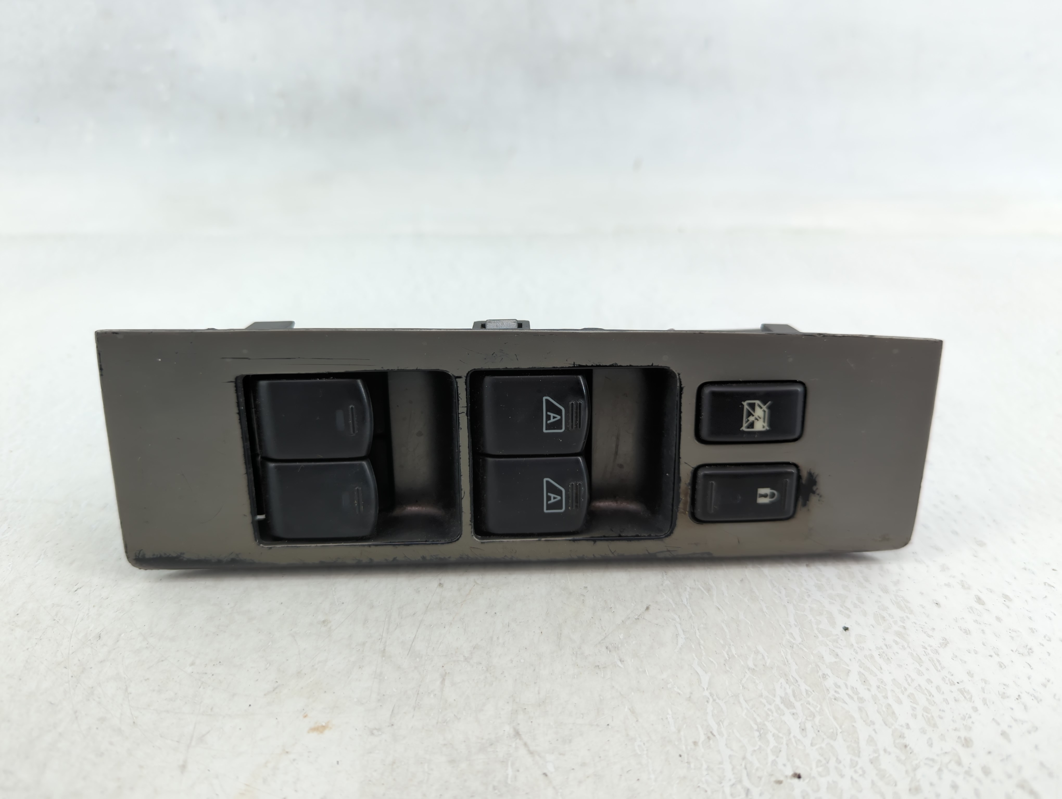 Picture of 2012 Nissan Pathfinder Driver Left Door Master Power Window Switch 629134