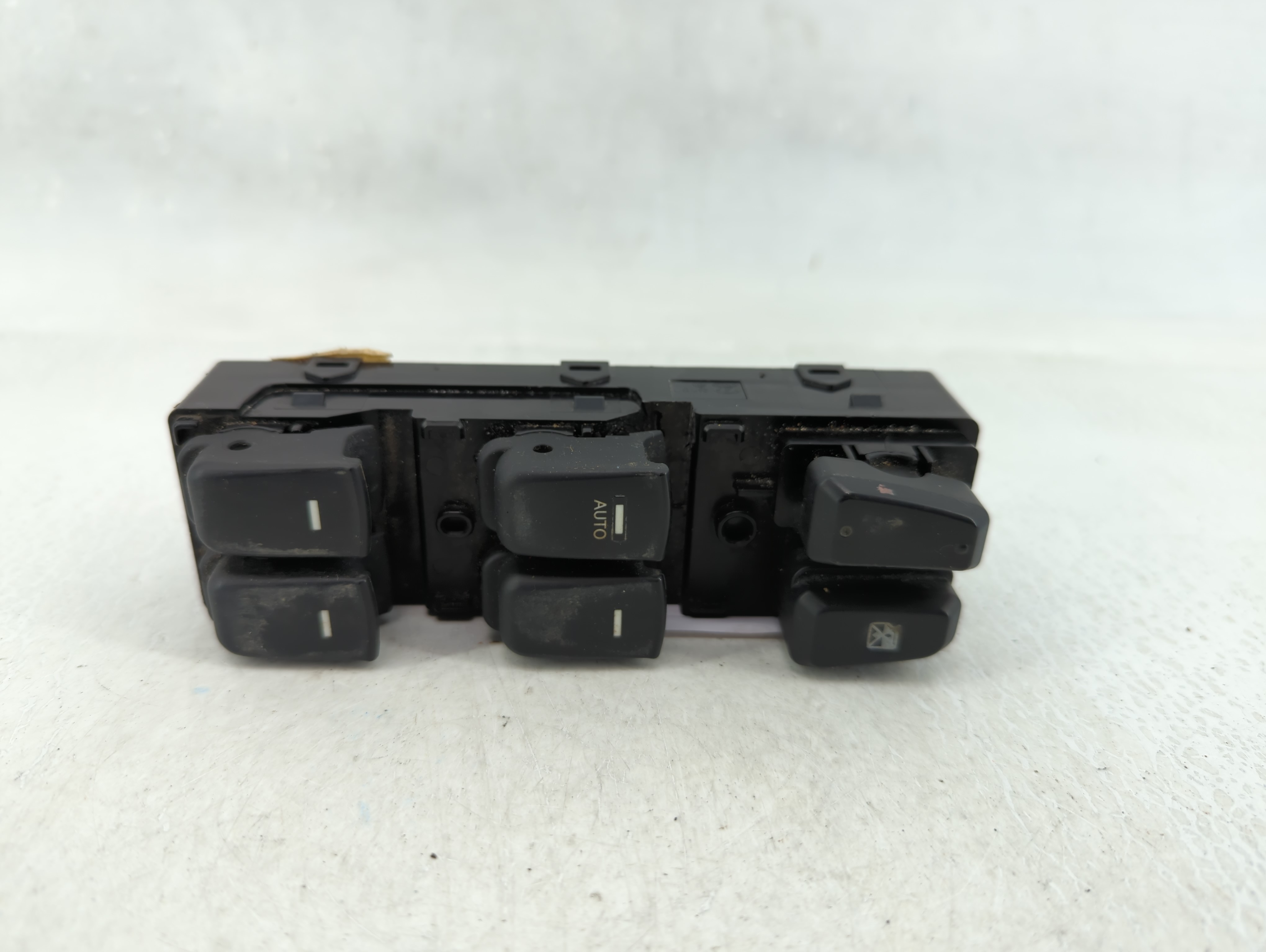2011-2015 Hyundai Sonata Driver Left Door Master Power Window Switch 629276 - Oemusedautoparts1.com