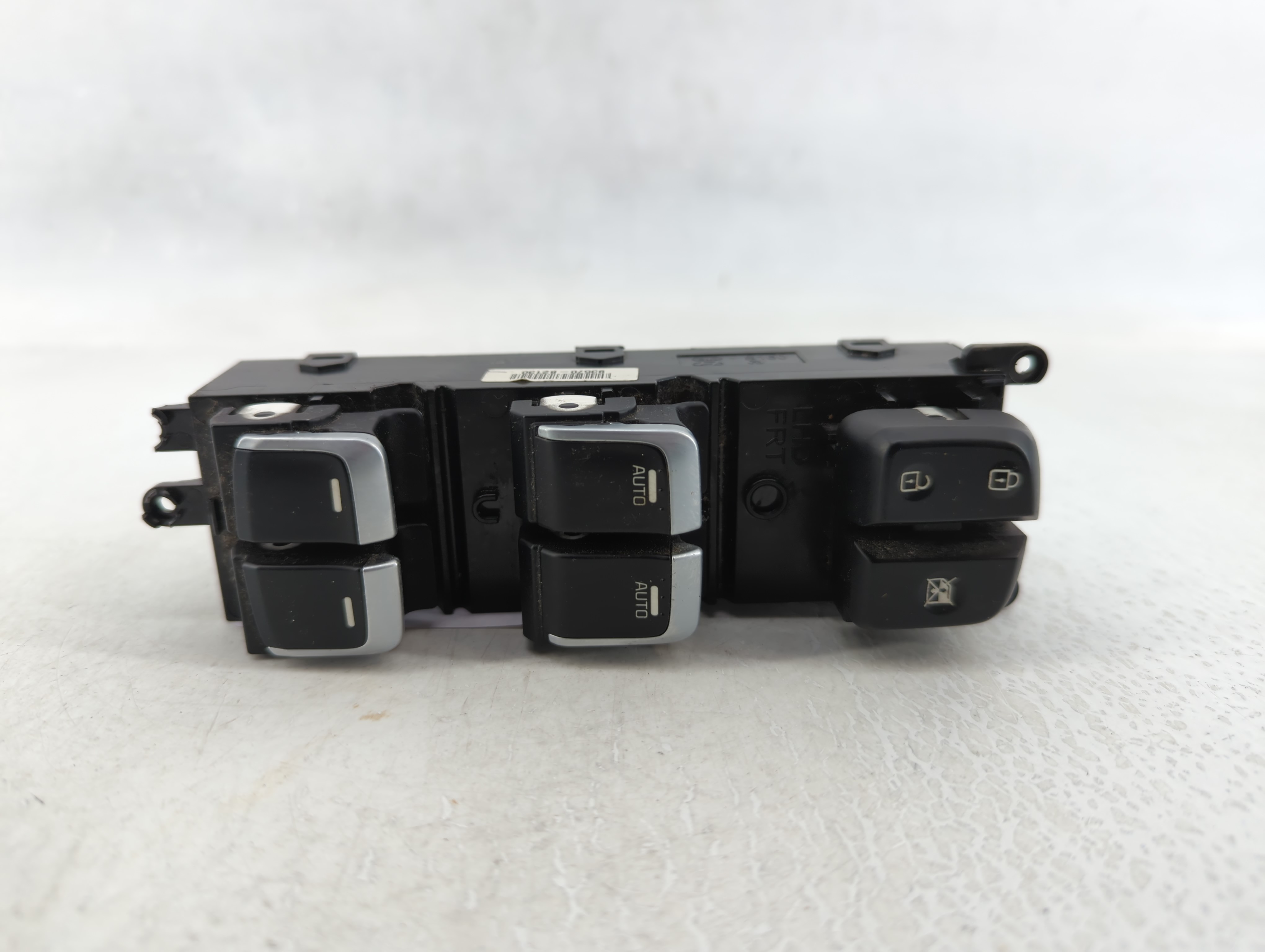 Picture of 2017-2019 Kia Soul Driver Left Door Master Power Window Switch 629283