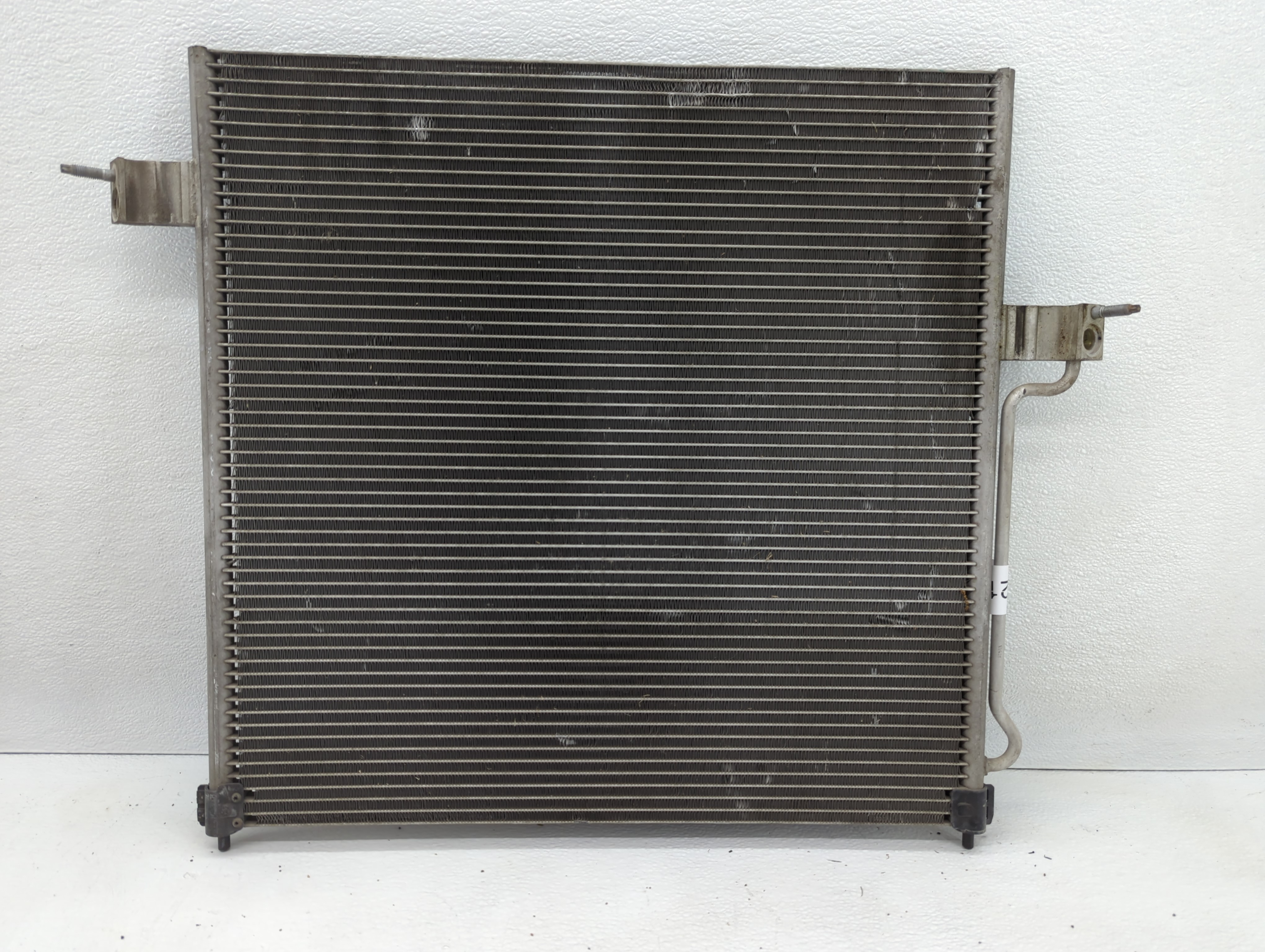 Ford Explorer Left Radiator Fan Motor Assembly Black 630211 - Oemusedautoparts1.com