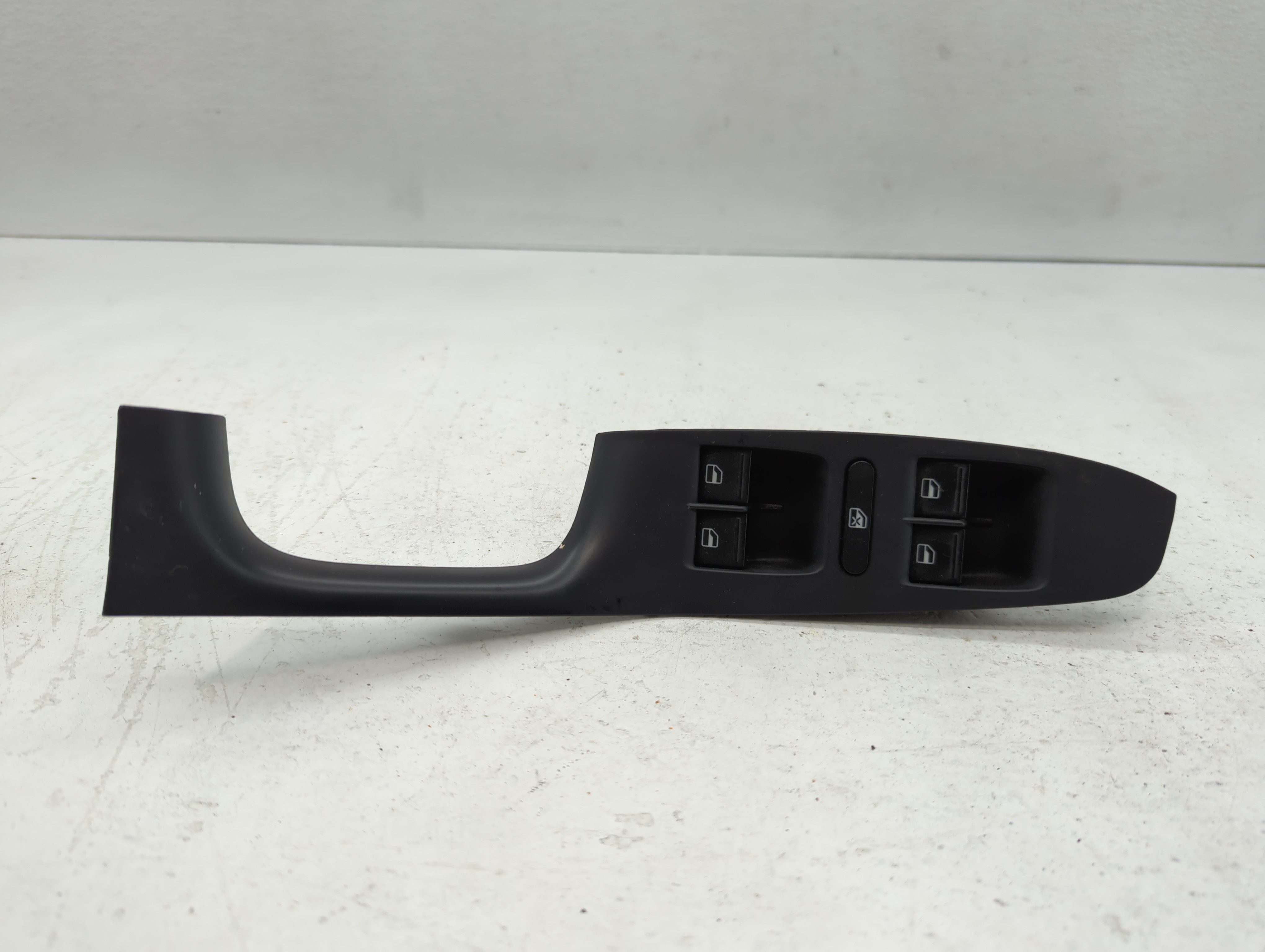2009-2018 Volkswagen Tiguan Driver Left Door Master Power Window Switch 630653 - Oemusedautoparts1.com