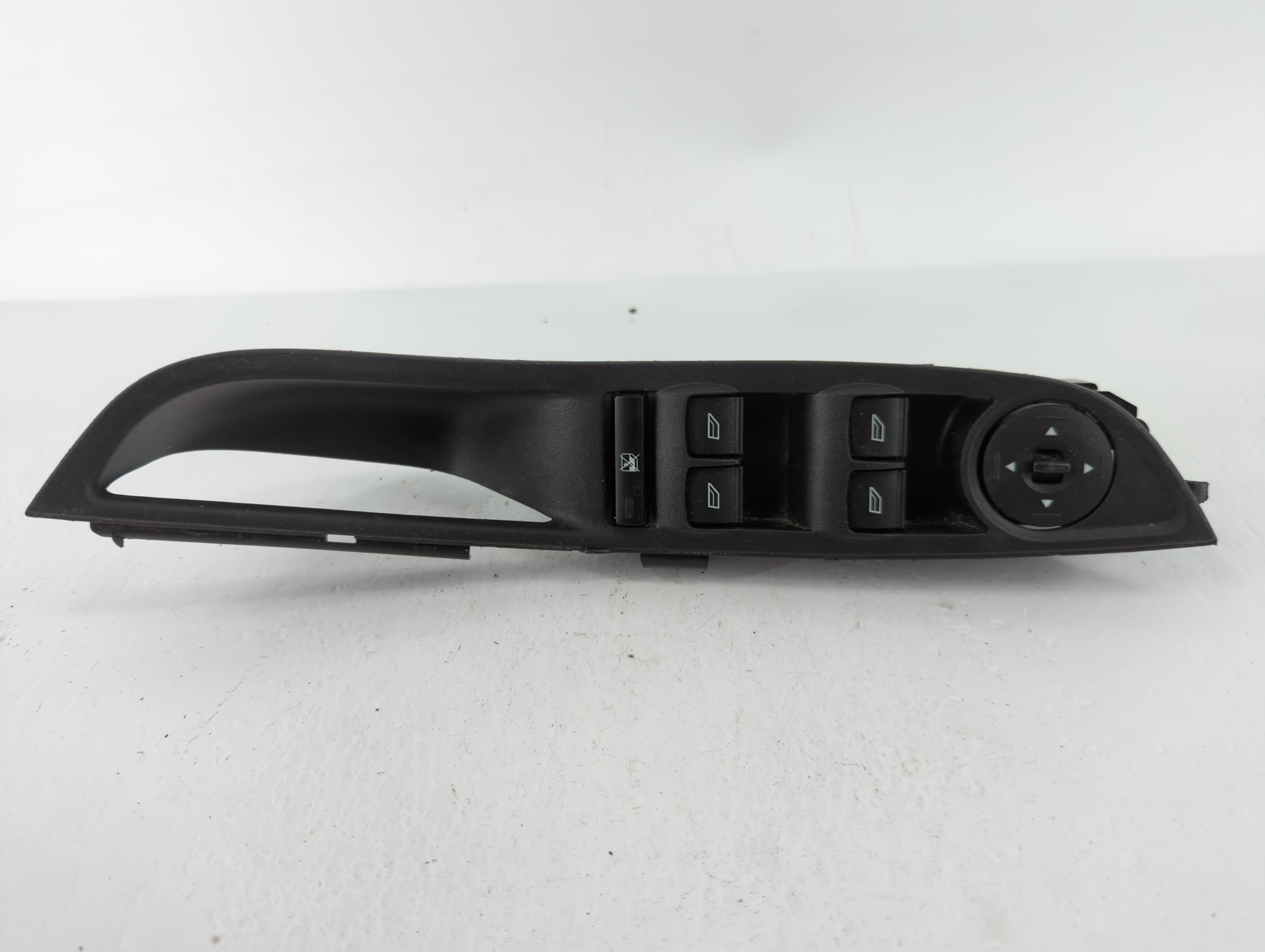 2015 Ford Focus Driver Left Door Master Power Window Switch 1085502x 630875 - Oemusedautoparts1.com