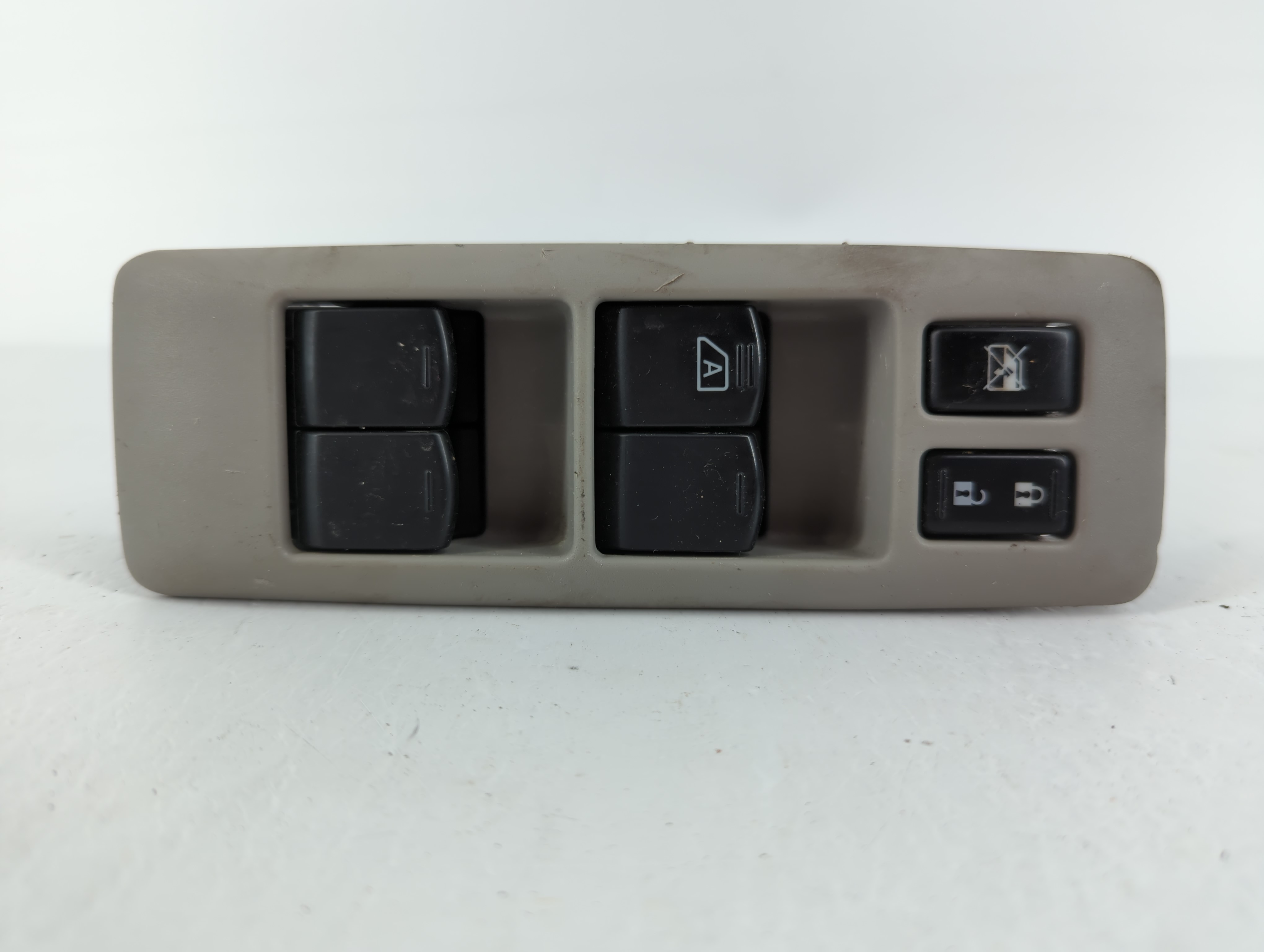 Driver Left Door Master Power Window Switch 631158 - Oemusedautoparts1.com