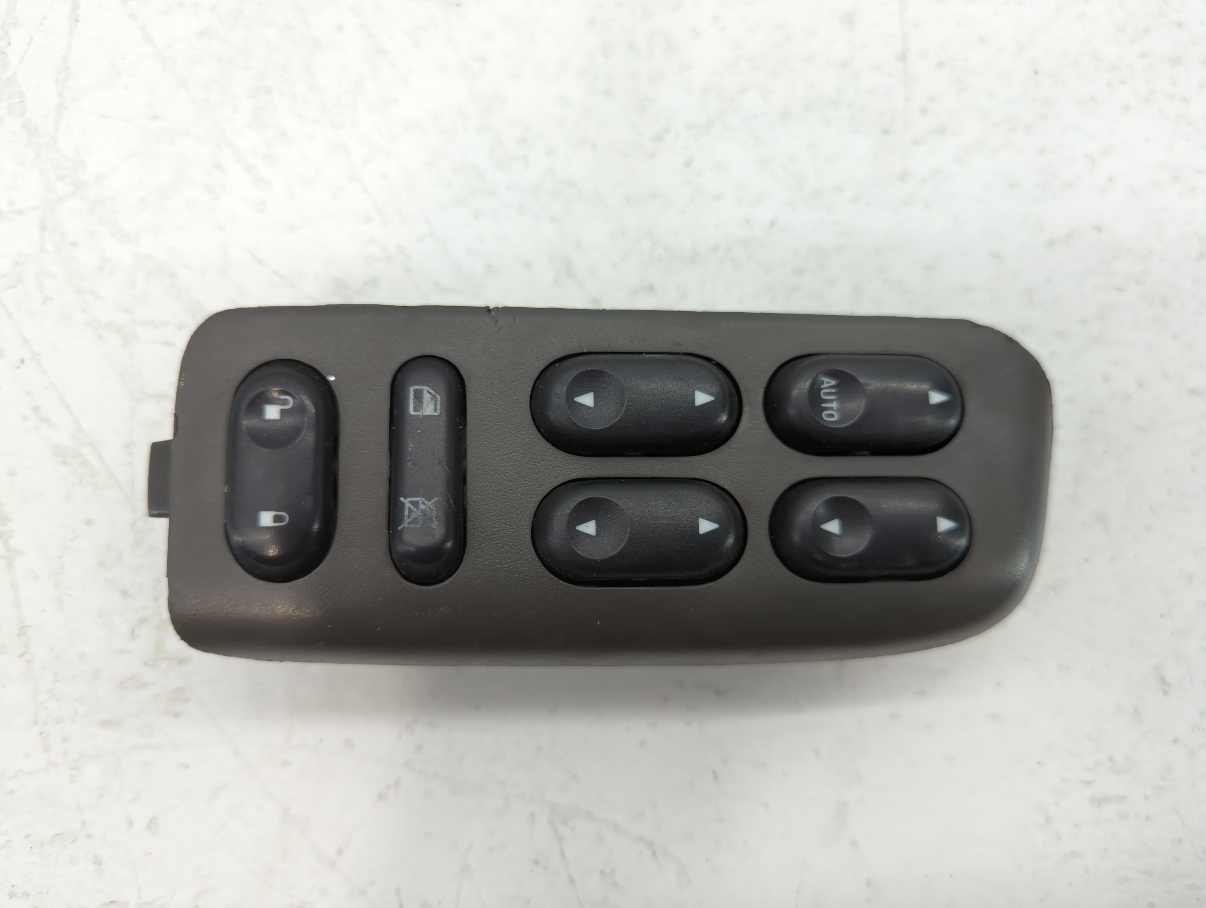 2001-2007 Ford Escape Driver Left Door Master Power Window Switch 631199 - Oemusedautoparts1.com
