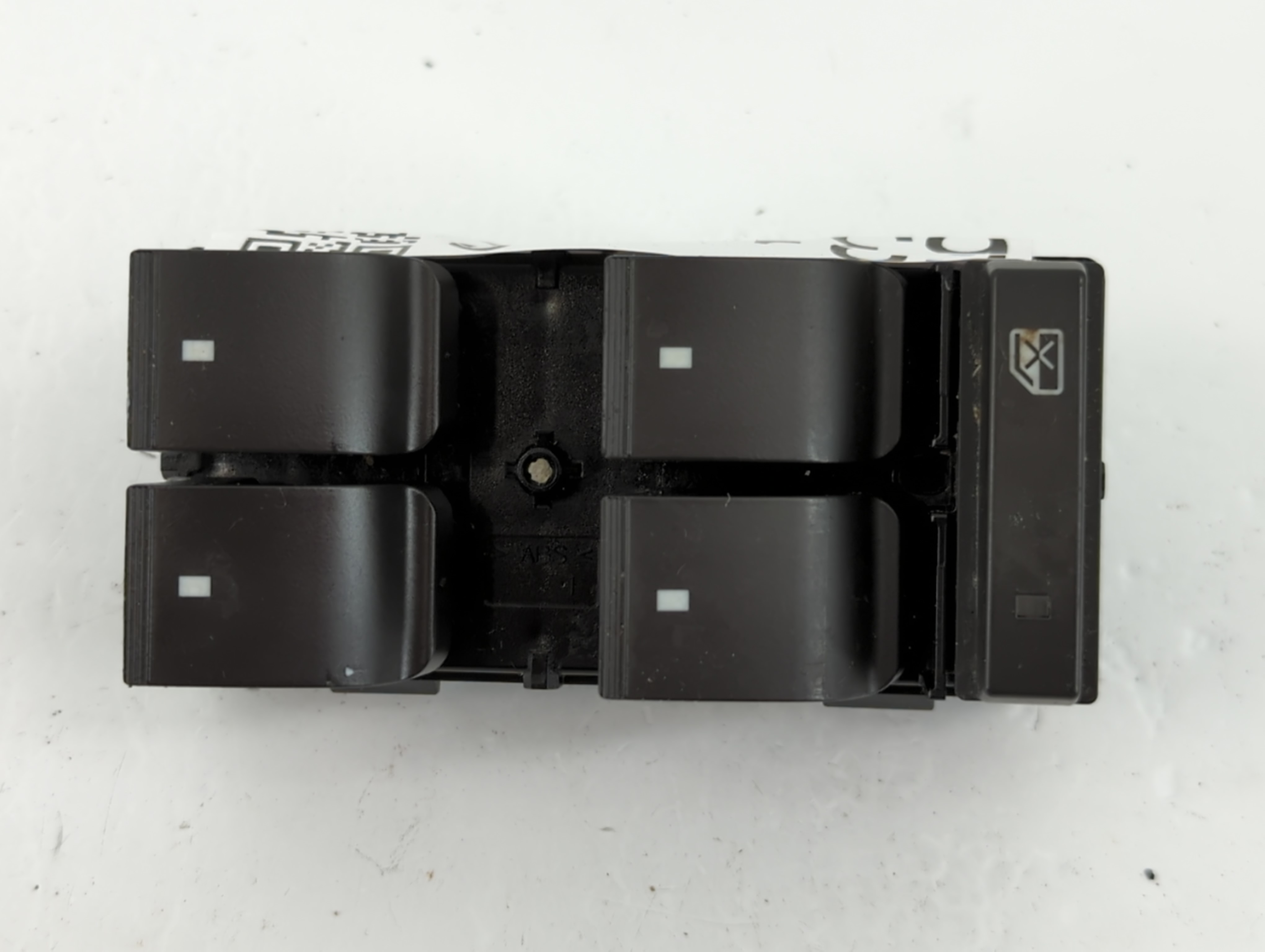 2011 Chevrolet Traverse Driver Left Door Master Power Window Switch 631282 - Oemusedautoparts1.com